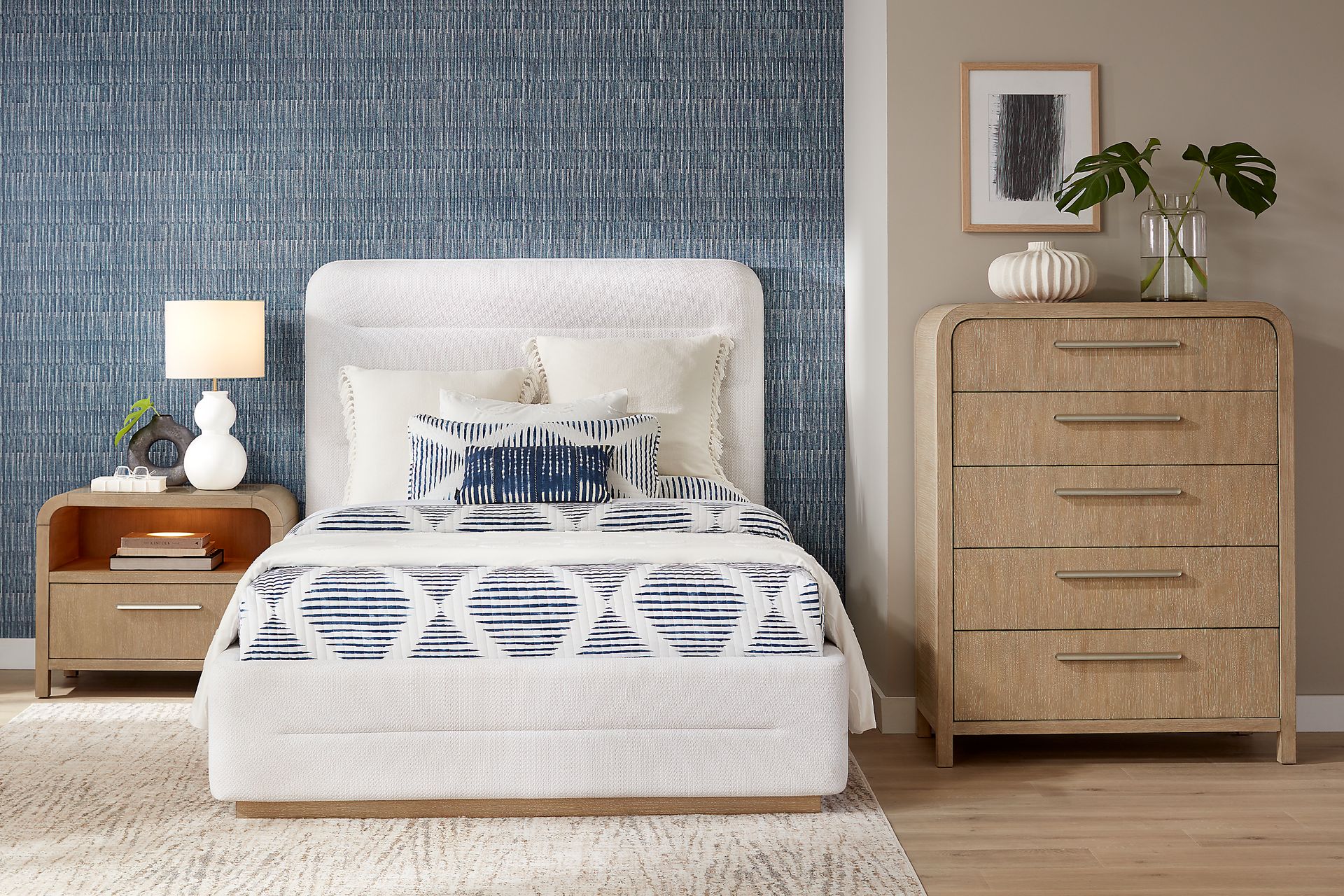 Canyon Cream 5 Pc King Upholstered Bedroom - Image 1