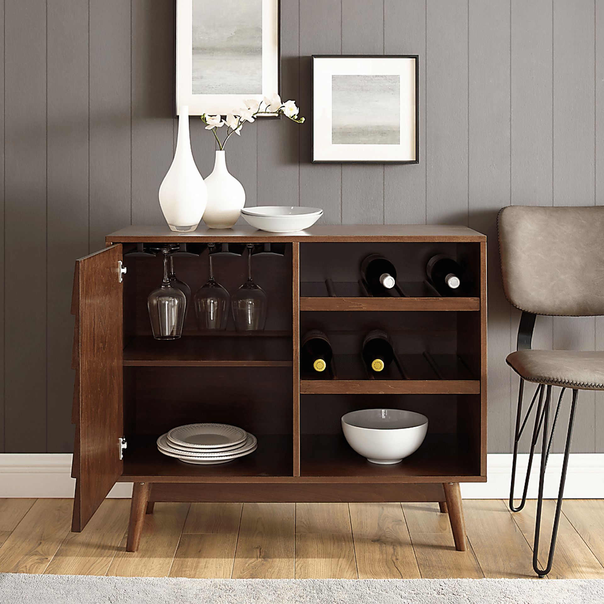 Canyonbend Brown Bar Cabinet - Image 6