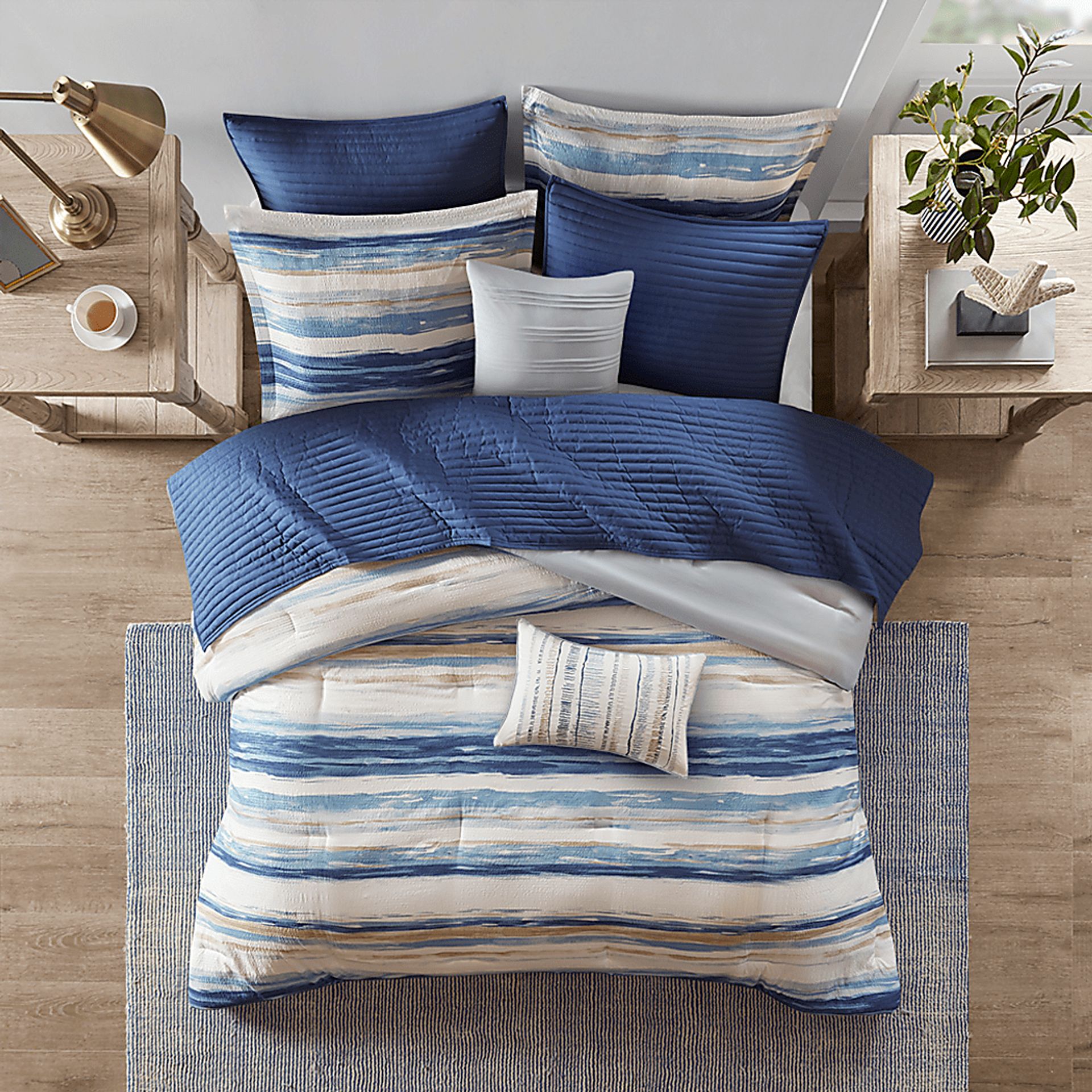 Capedeville Blue 8 Pc King/California King Comforter Set - Image 3