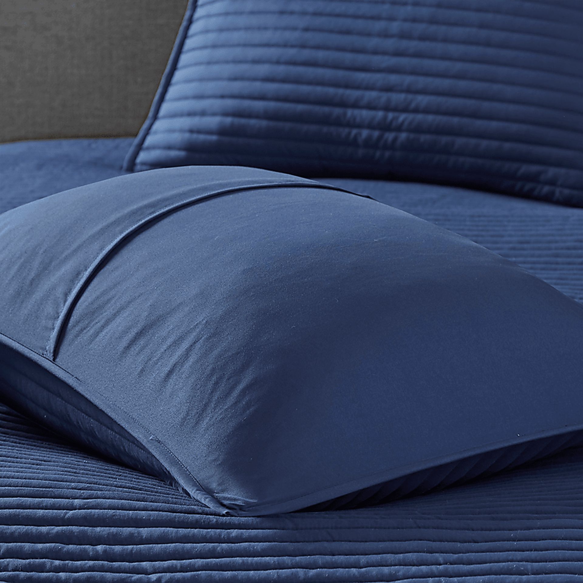 Capedeville Blue 8 Pc King/California King Comforter Set - Image 8