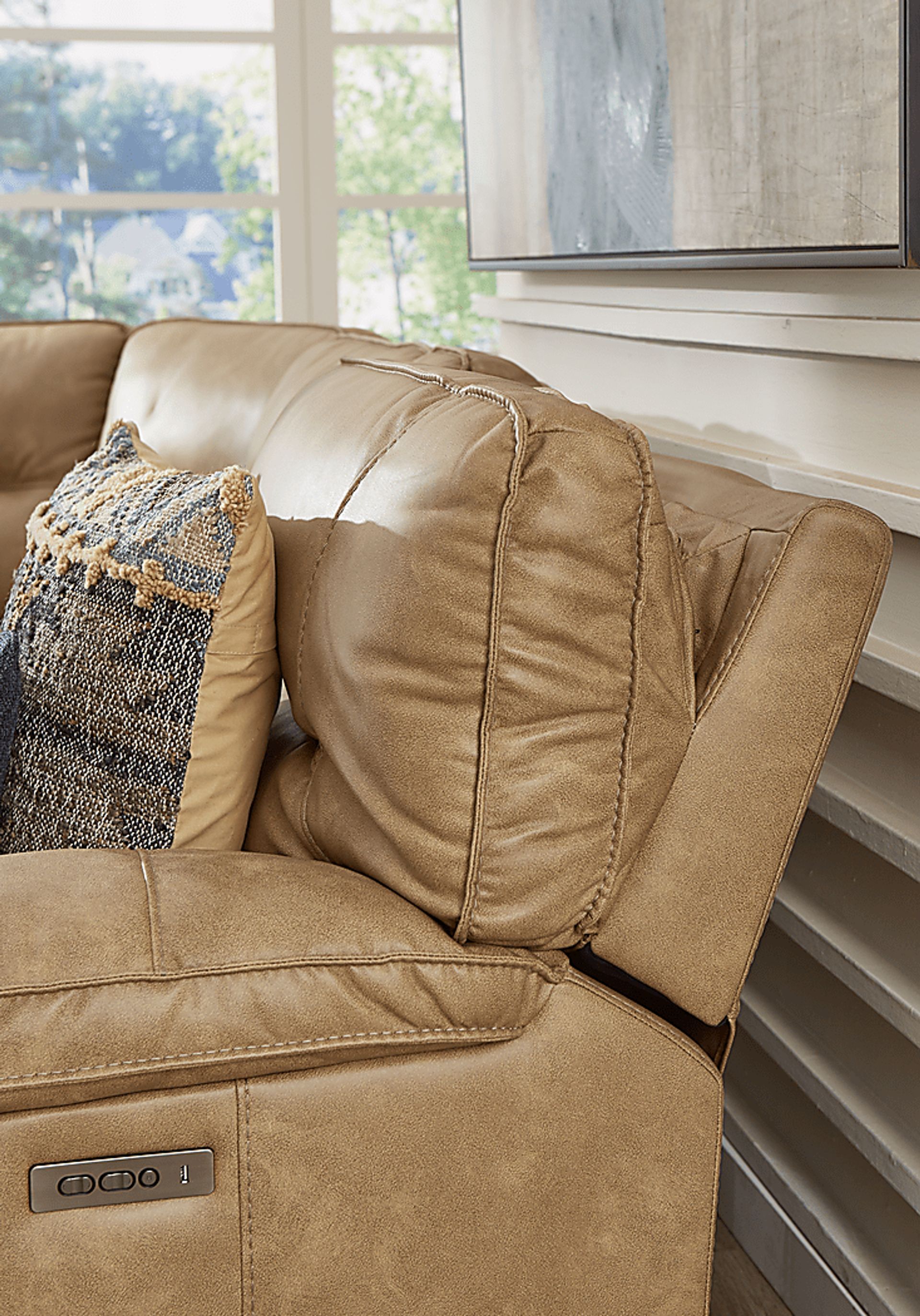 Caranova Camel 9 Pc Dual Power Sectional Living Room - Image 5
