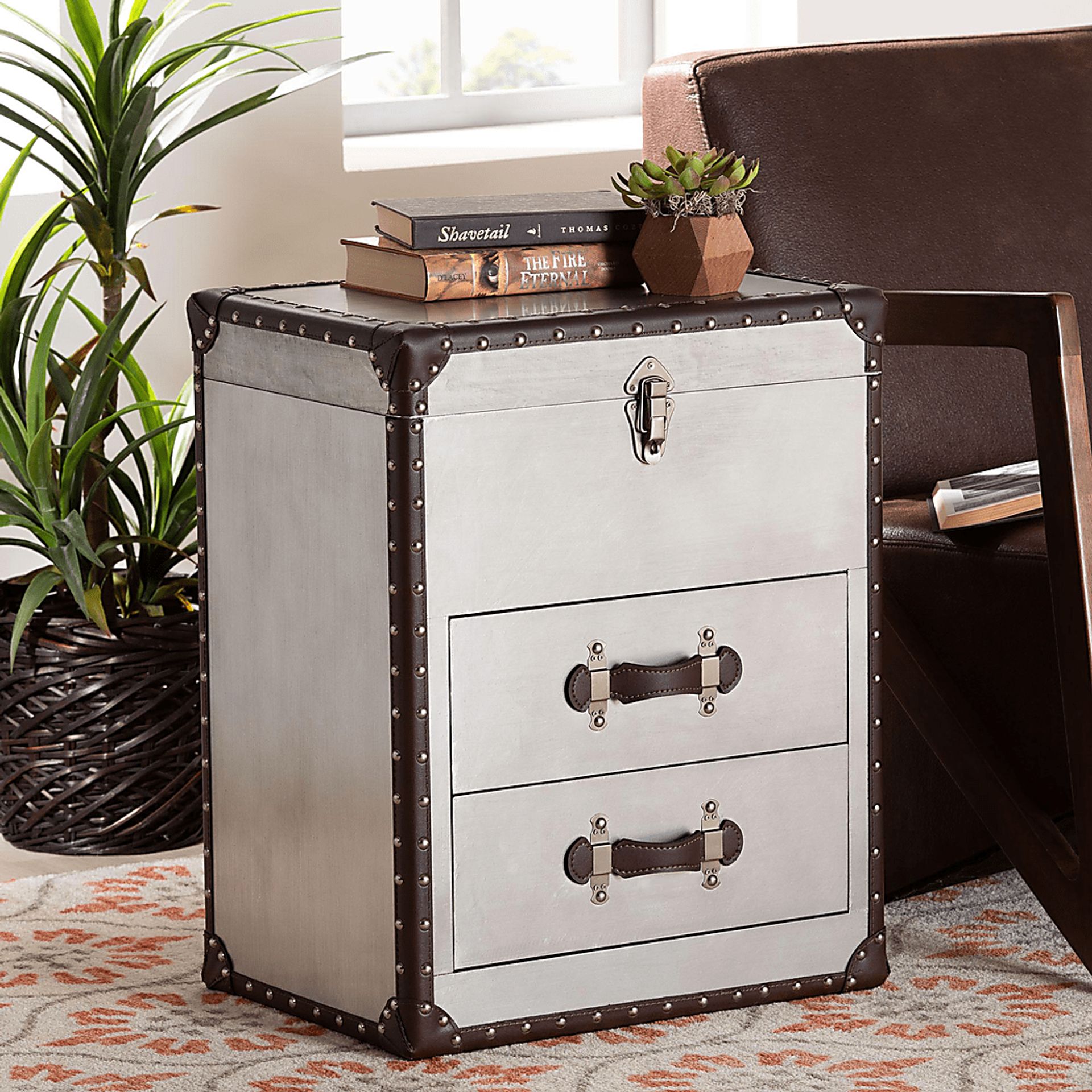 Cardinaly Silver End Table - Image 2