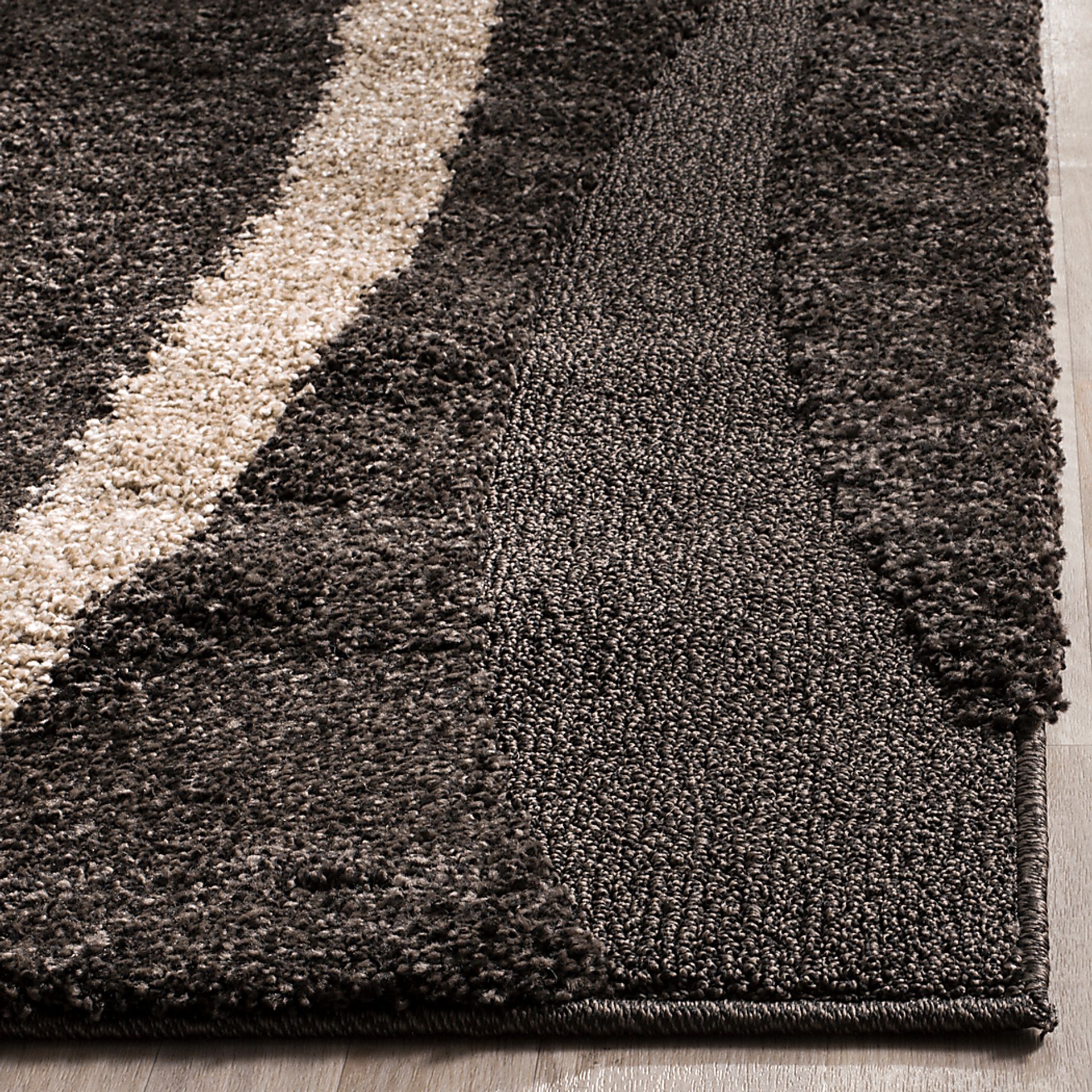 Carietta Brown 5'3 x 7'6 Rug - Image 2