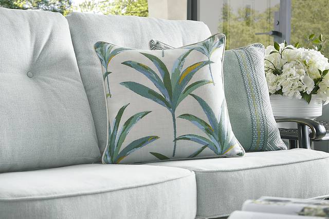 Carina Bronze 4 Pc Outdoor Seating Set with Sky Cushions - Thumbnail - Image 5