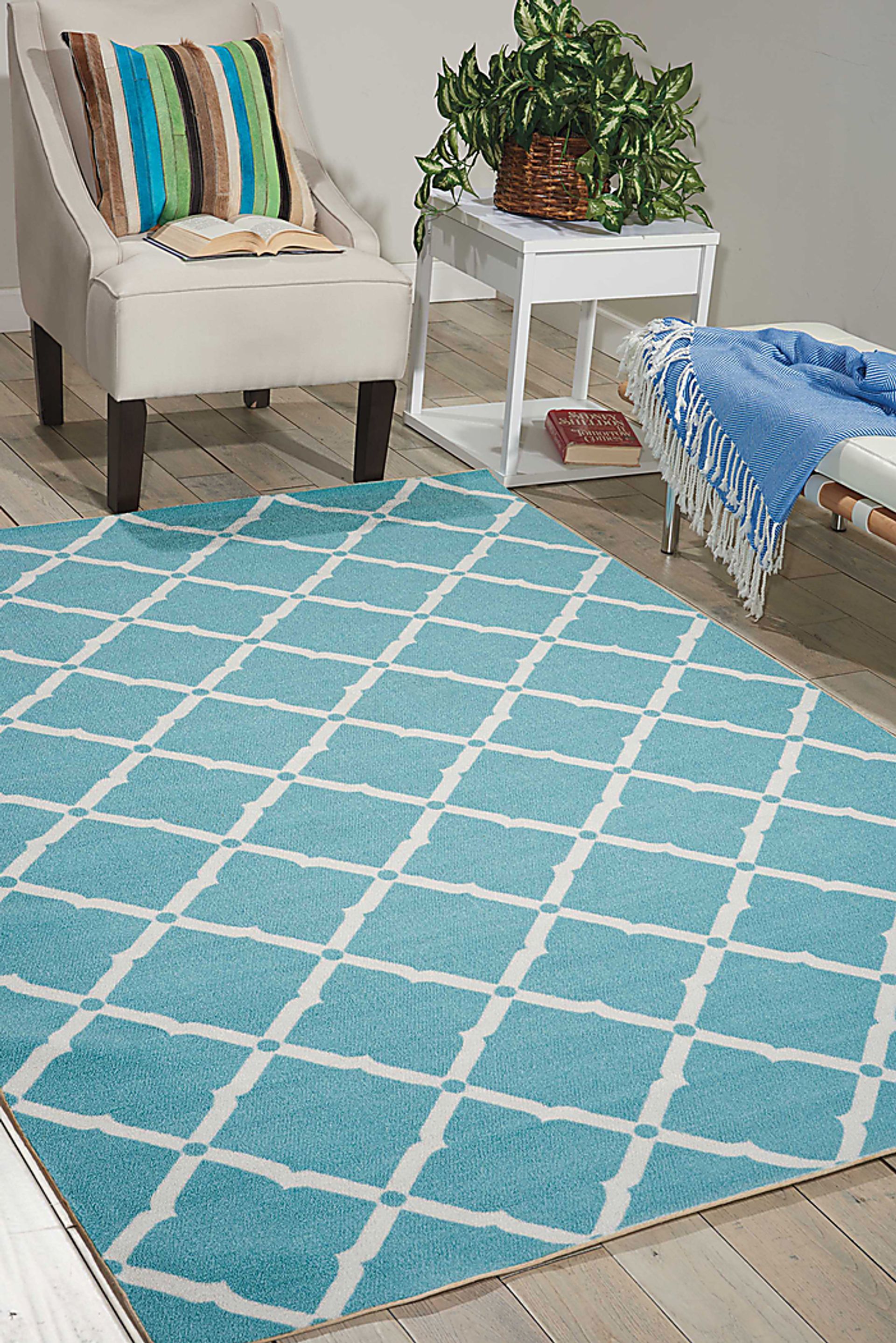 Carlisia Aqua 5' x 8' Indoor/Outdoor Rug - Image 5