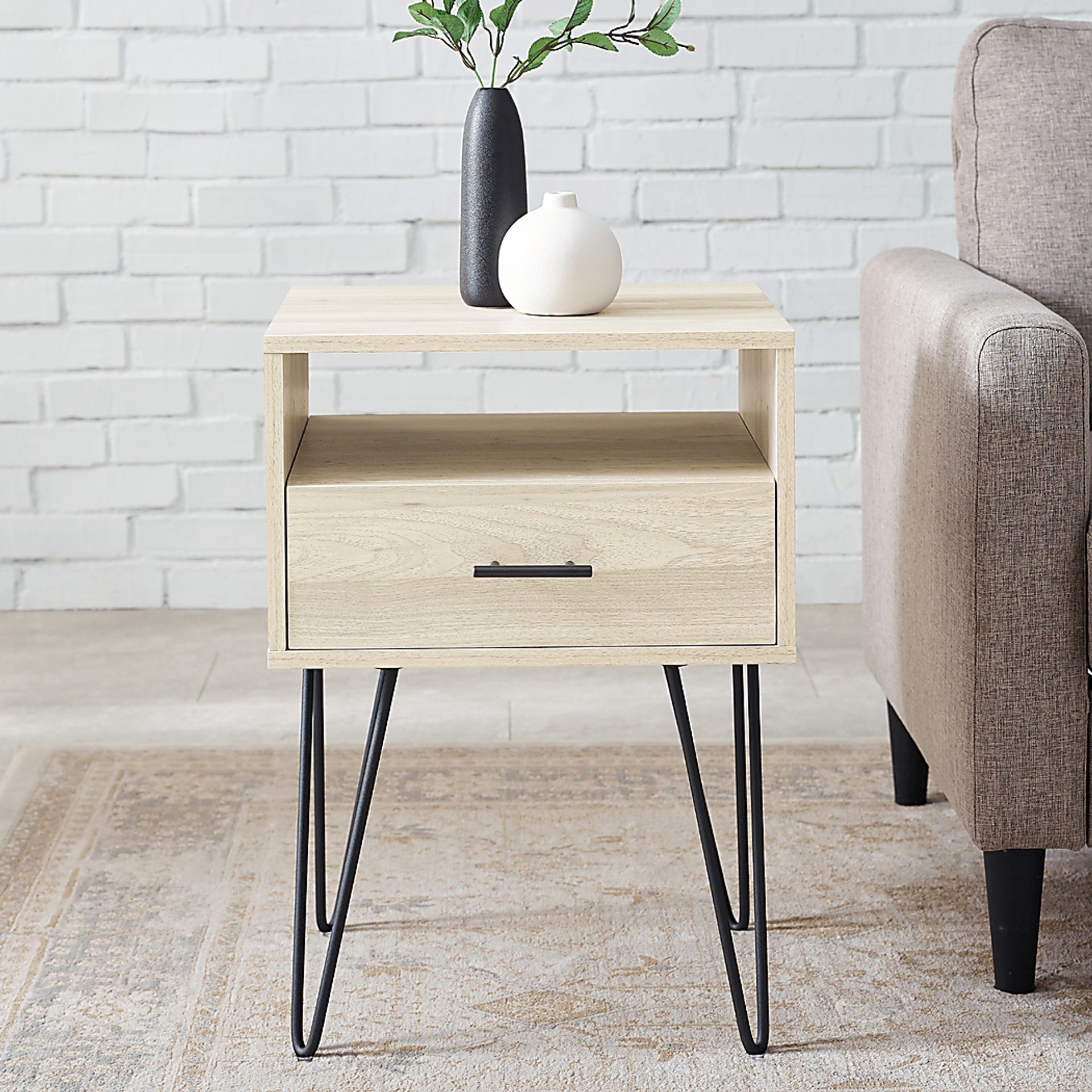 Carlowe Birch Accent Table - Image 4