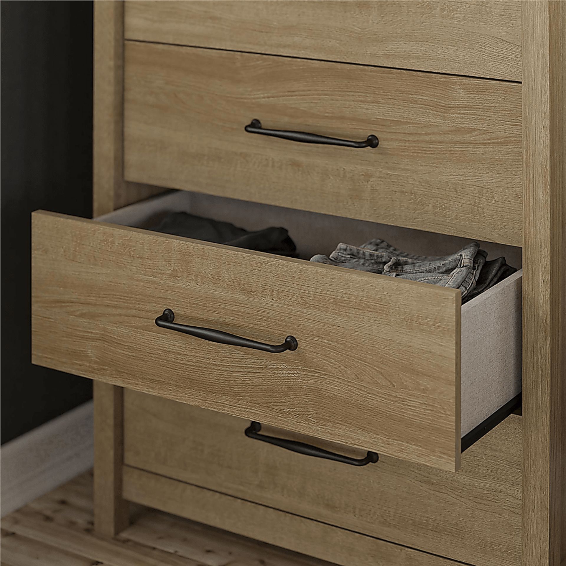 Carmarthen Oak 5 Drawer Chest - Image 6