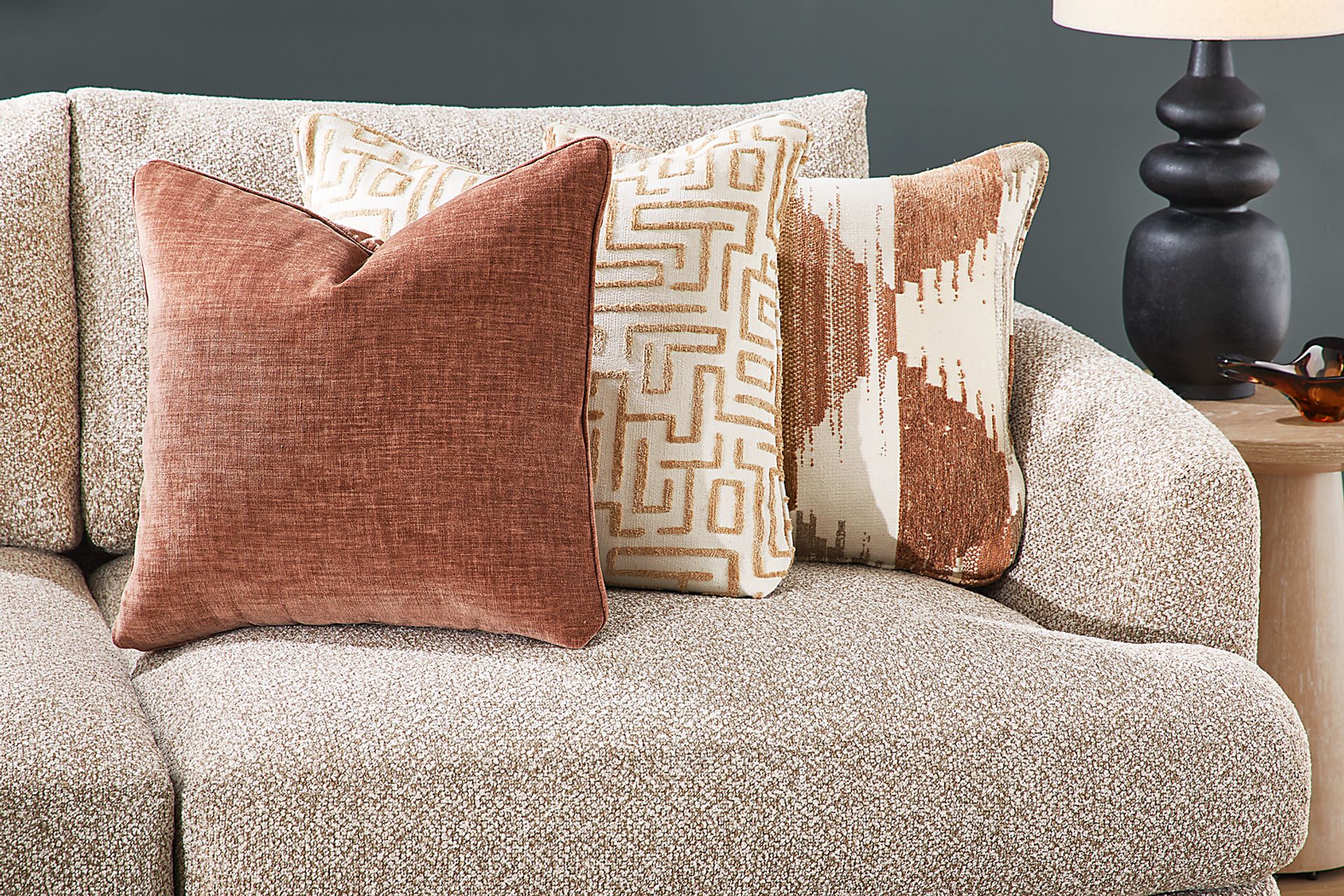 Carmelo Oatmeal 2 Pc Sectional - Image 5