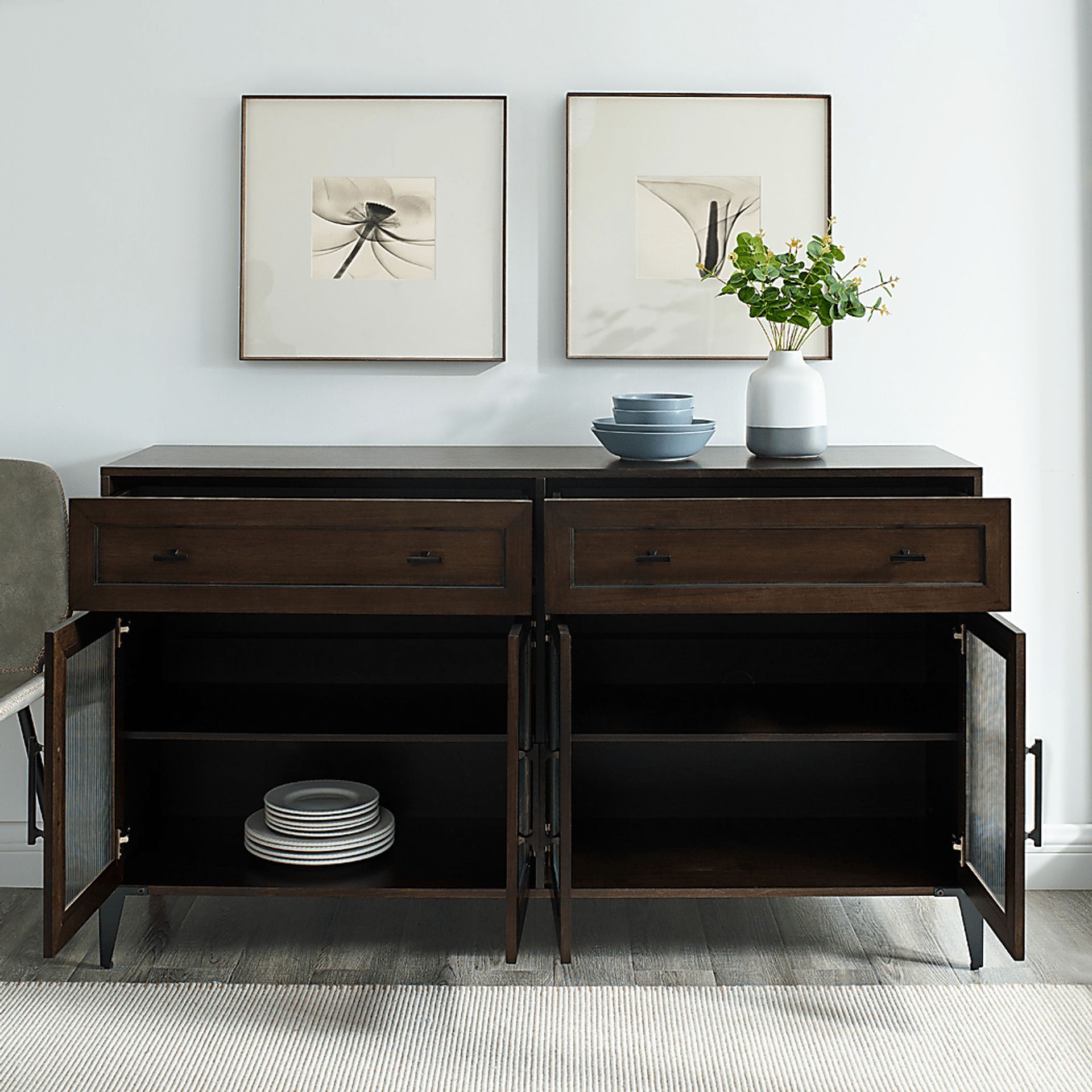 Carnarvon Oak Sideboard - Image 3