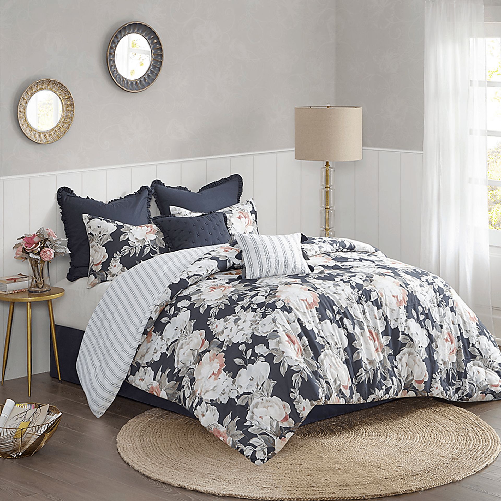 Carondelet Dark Blue 8 Pc King Comforter Set - Image 4
