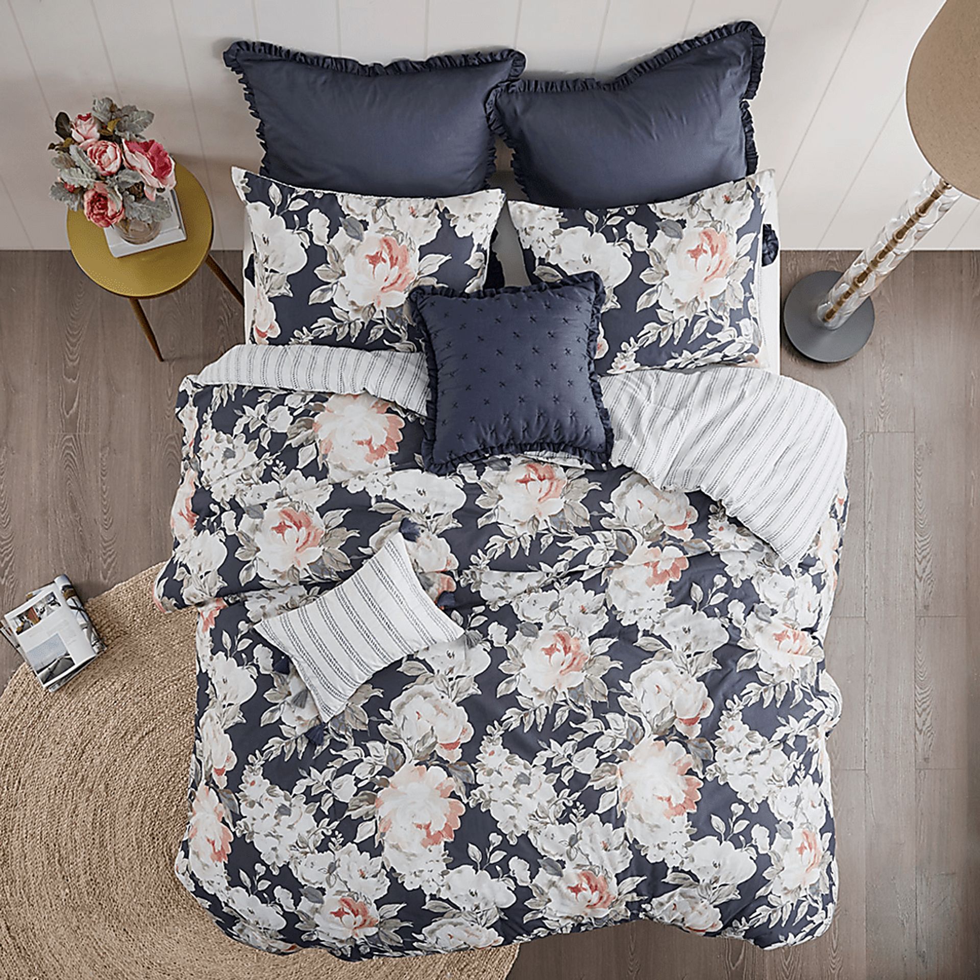 Carondelet Dark Blue 8 Pc King Comforter Set - Image 5
