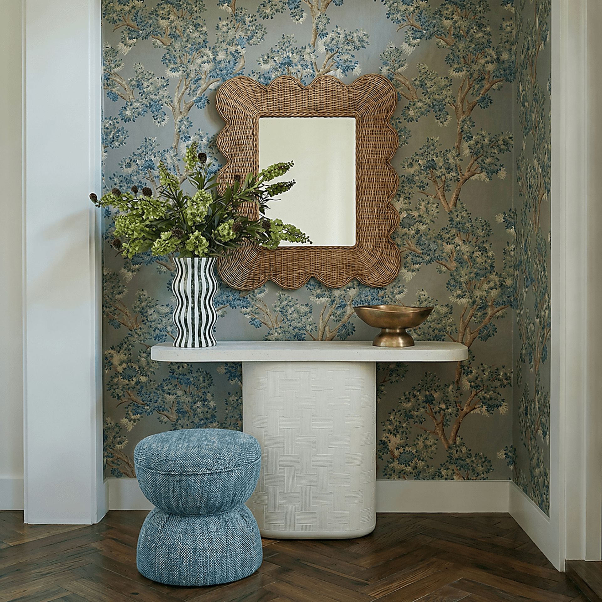 Carrina Off-White Console Table - Image 2