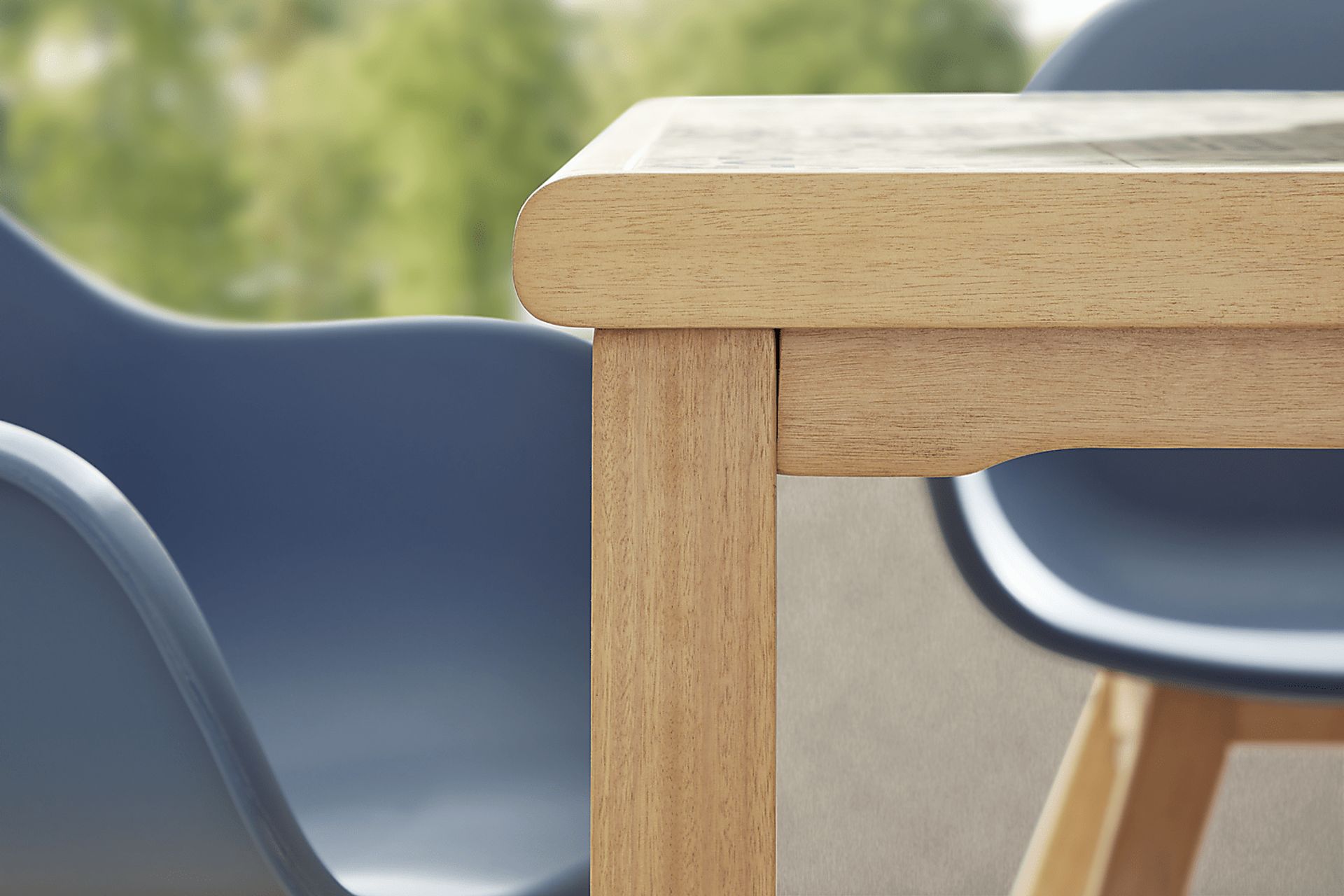 Casa Villa Multi 5 Pc Square Outdoor Dining Set with Dark Gray Chairs - Image 4