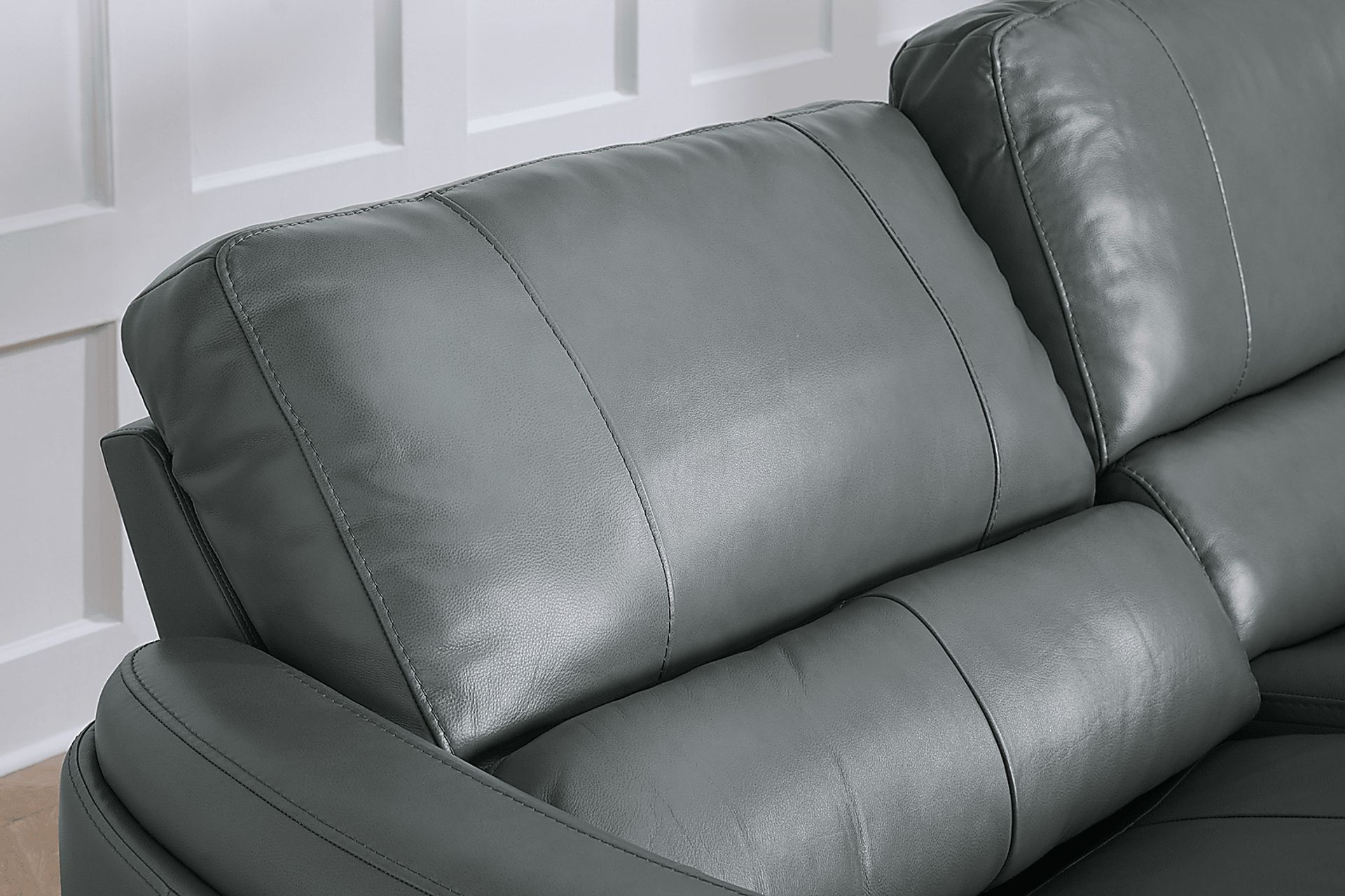 Cascade Way by Shaquille O'Neal Home Blue Leather 5 Pc Dual Power Reclining Sectional - Image 4