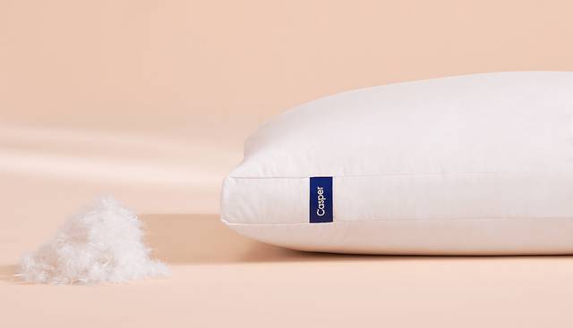 Casper Standard Down Pillow - Thumbnail - Image 3