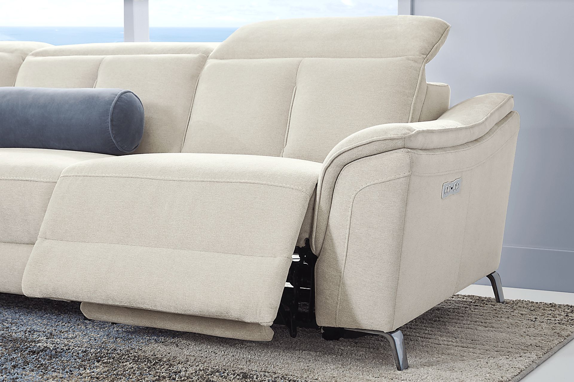 Cavani Gray 5 Pc Dual Power Reclining Sectional - Image 4