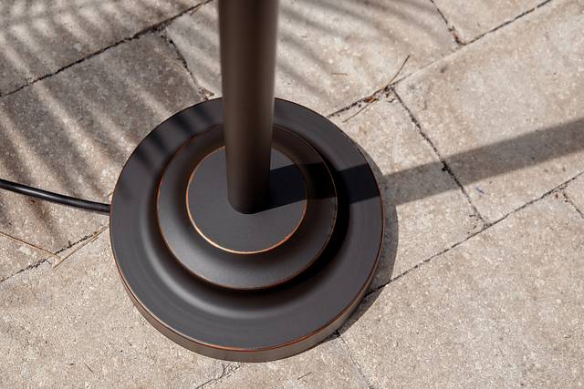Cedar Island Brown Outdoor Floor Lamp - Thumbnail - Image 4