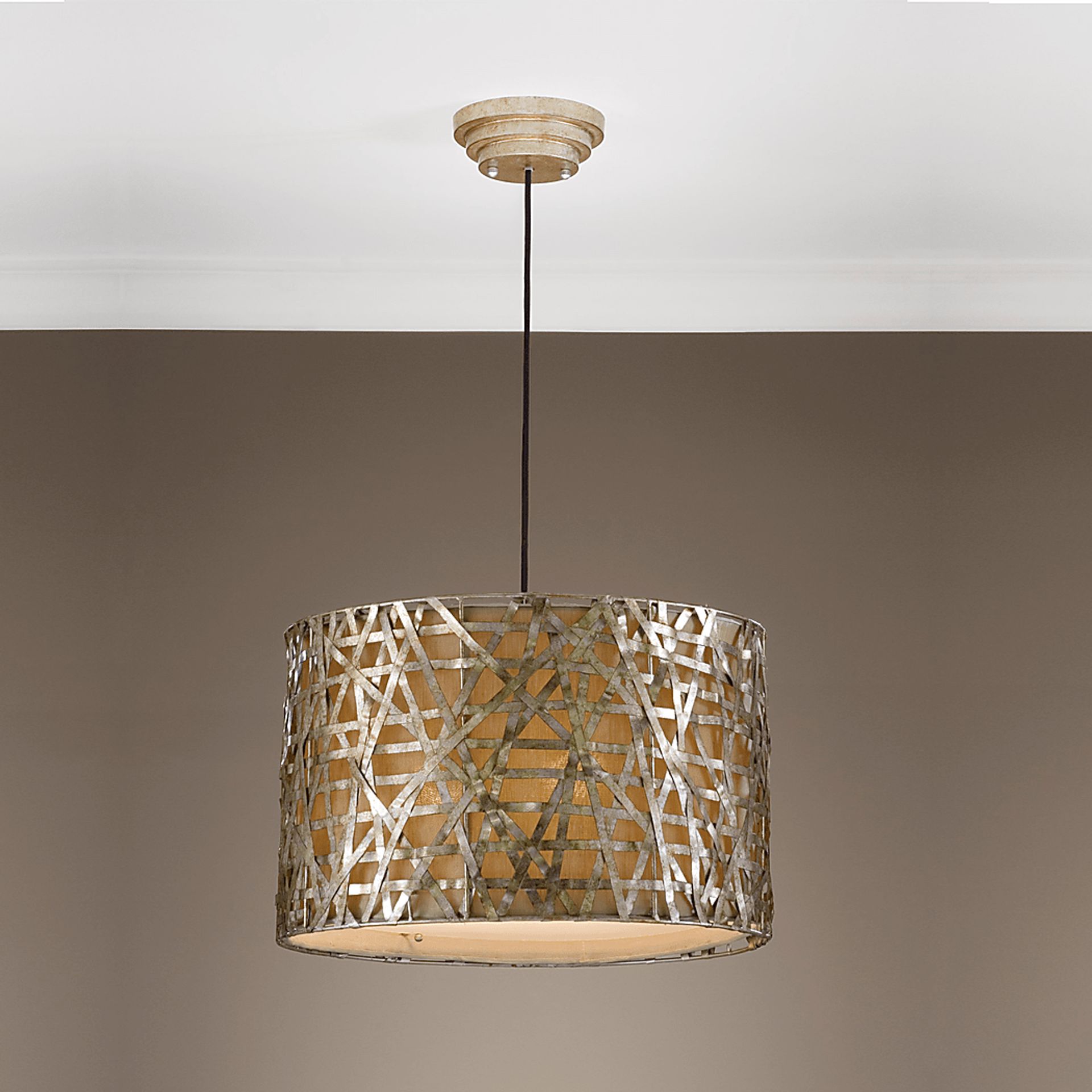 Cedar Post Gold Pendant - Image 2