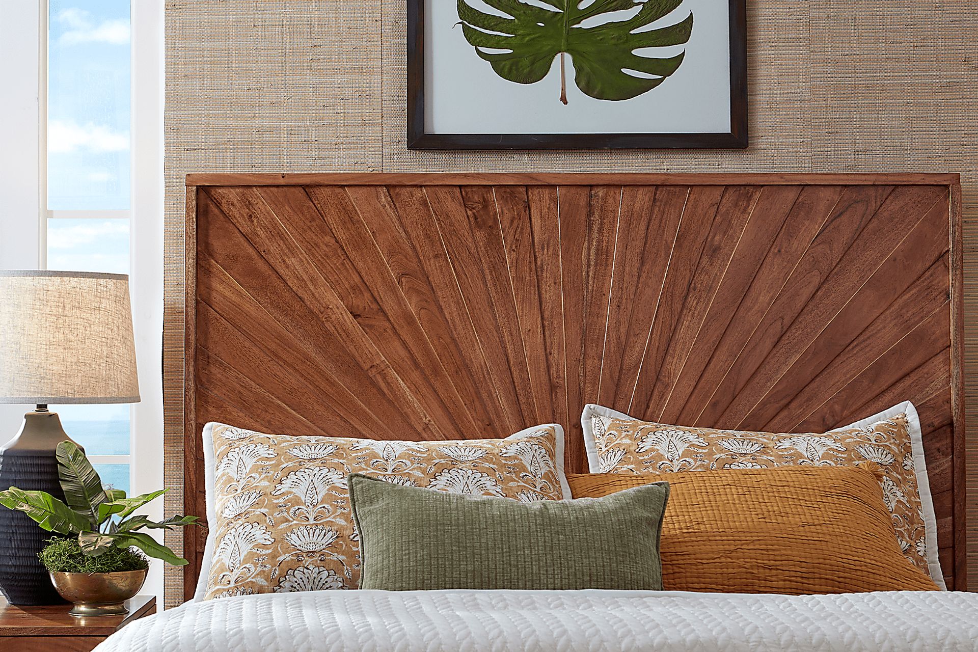 Cedona View Natural 7 Pc Queen Panel Bedroom - Image 4