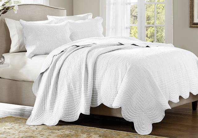 Celestine White 3 Pc Full/Queen Coverlet Set - Thumbnail - Image 1