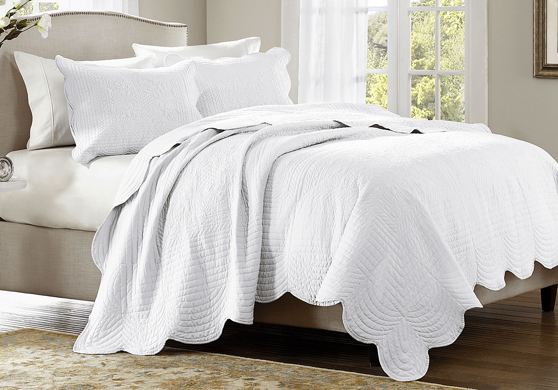 Celestine White 3 Pc Full/Queen Coverlet Set - Image 1