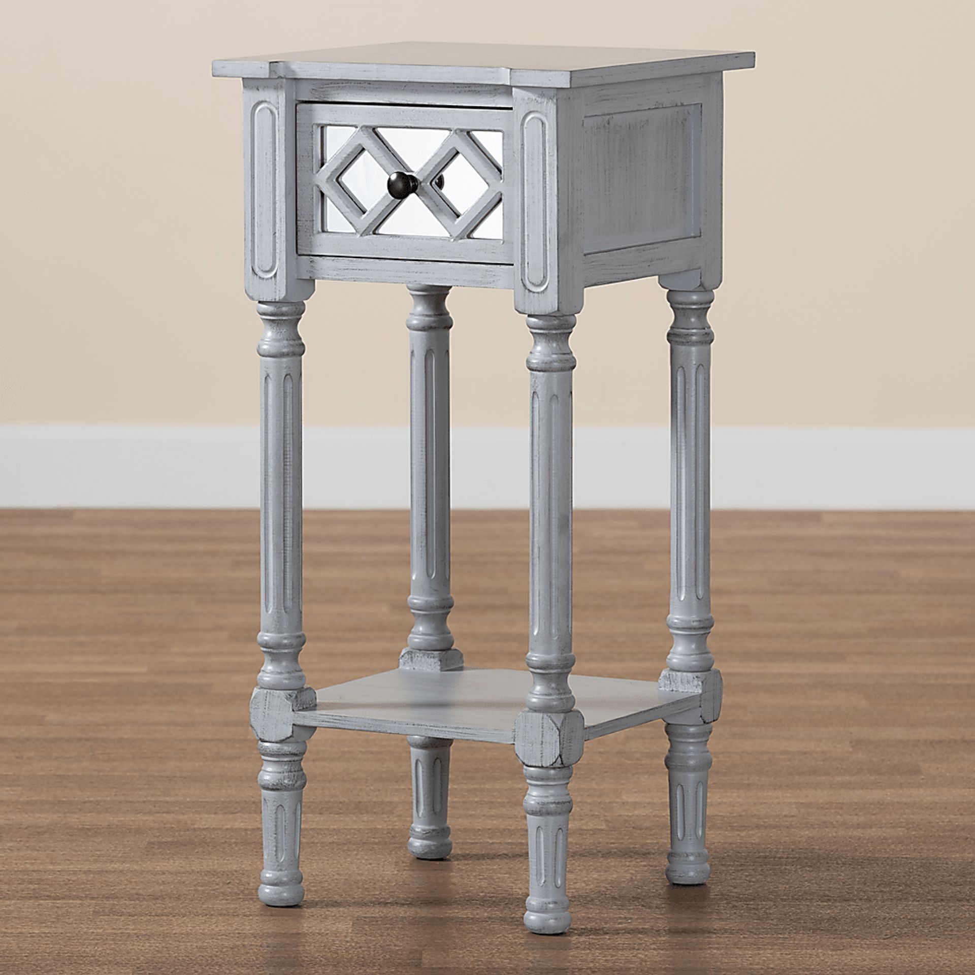 Centanni Gray End Table - Image 9