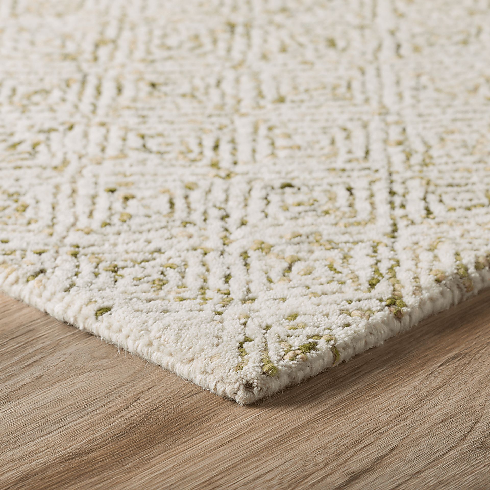 Centerama Green 8' x 10' Rug - Image 3