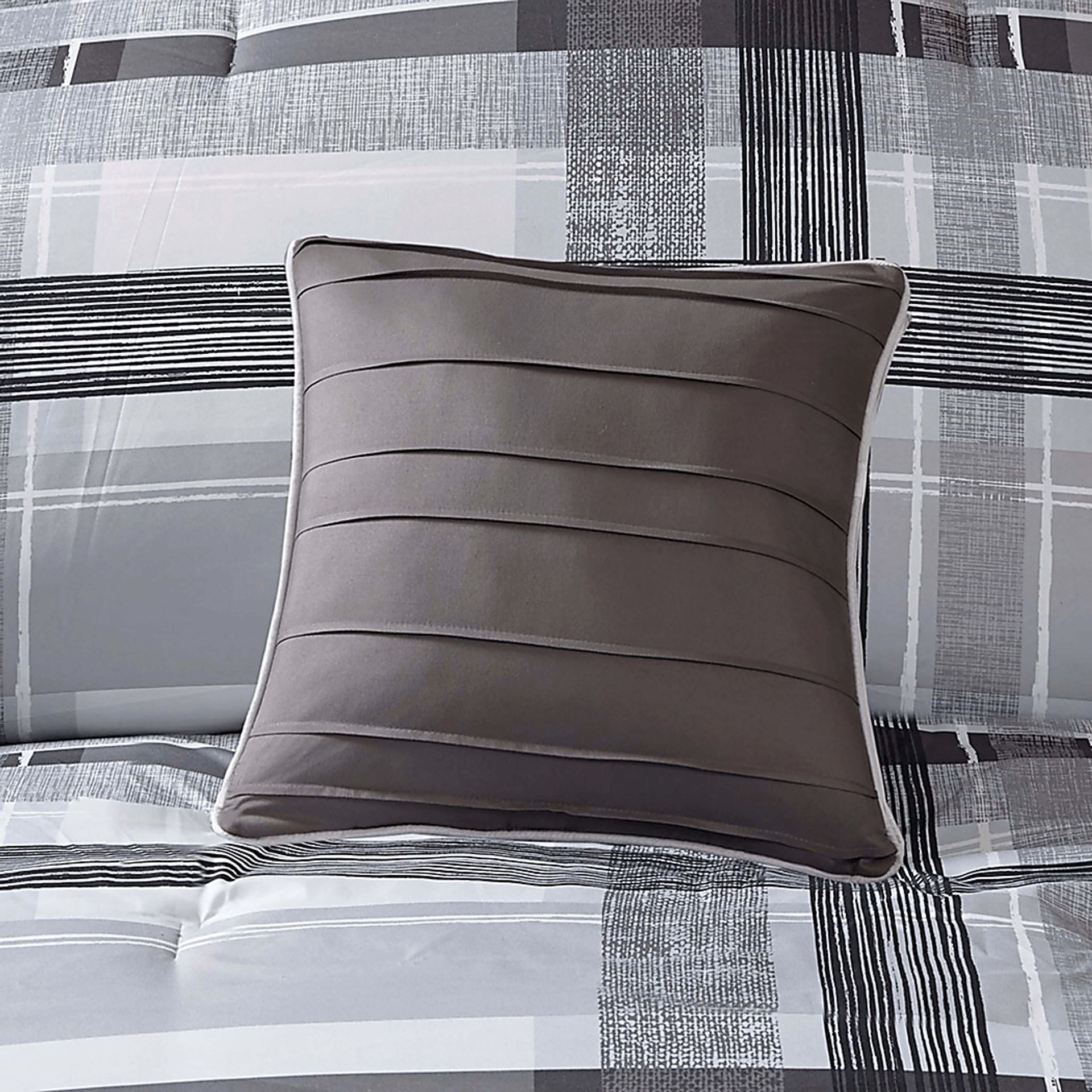 Kids Ceres Black Twin Comforter Set - Image 3