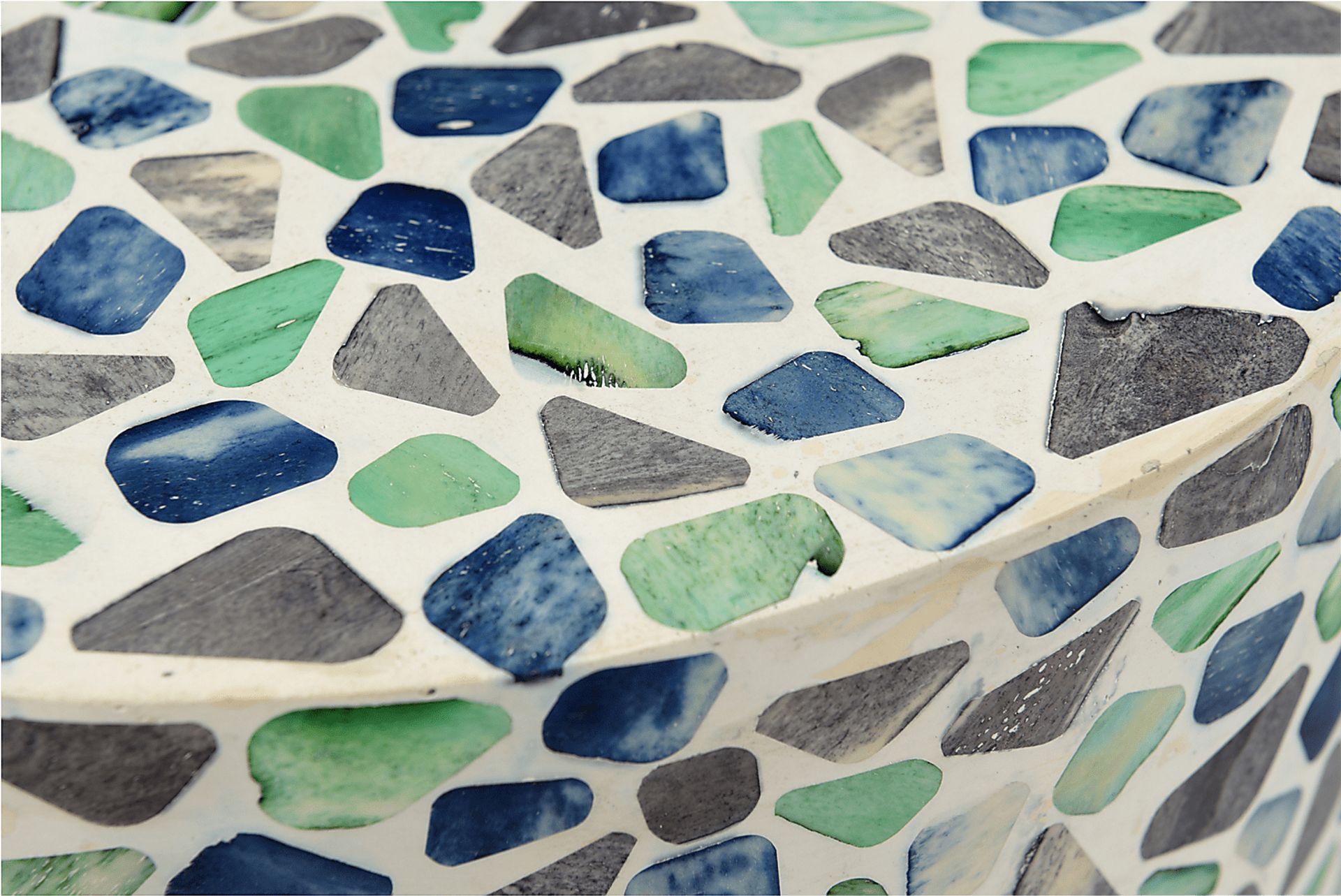 Cerise Green End table - Image 4