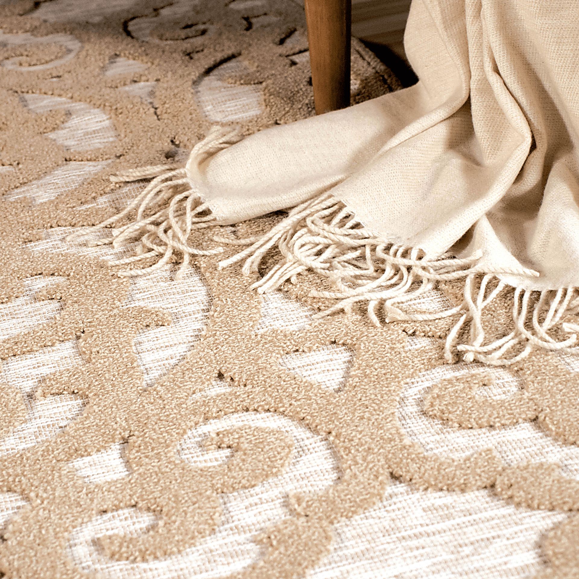 Cexu Beige 7'9 x 10'10 Rug - Image 3