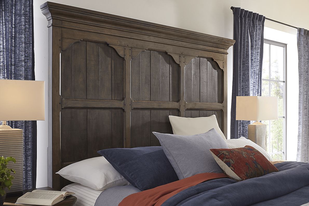 Chandler Hills Brown 8 Pc Queen Storage Bedroom