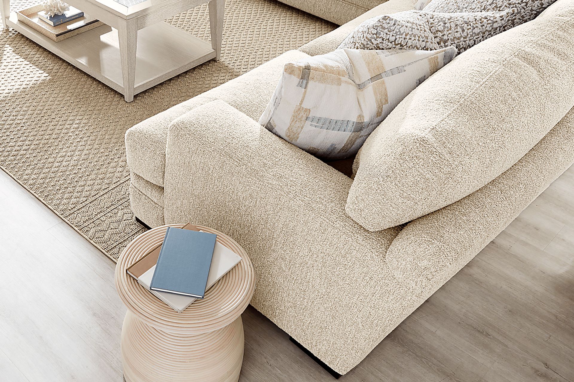 Channel Park Oatmeal 5 Pc Living Room - Image 5