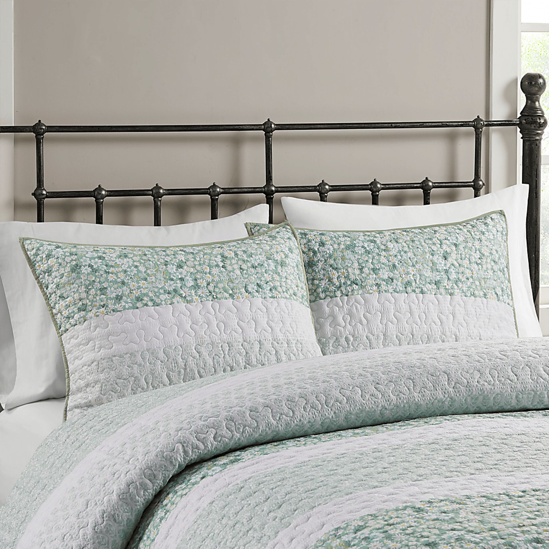 Chapote Green 4 Pc Full/Queen Quilt Set - Image 6