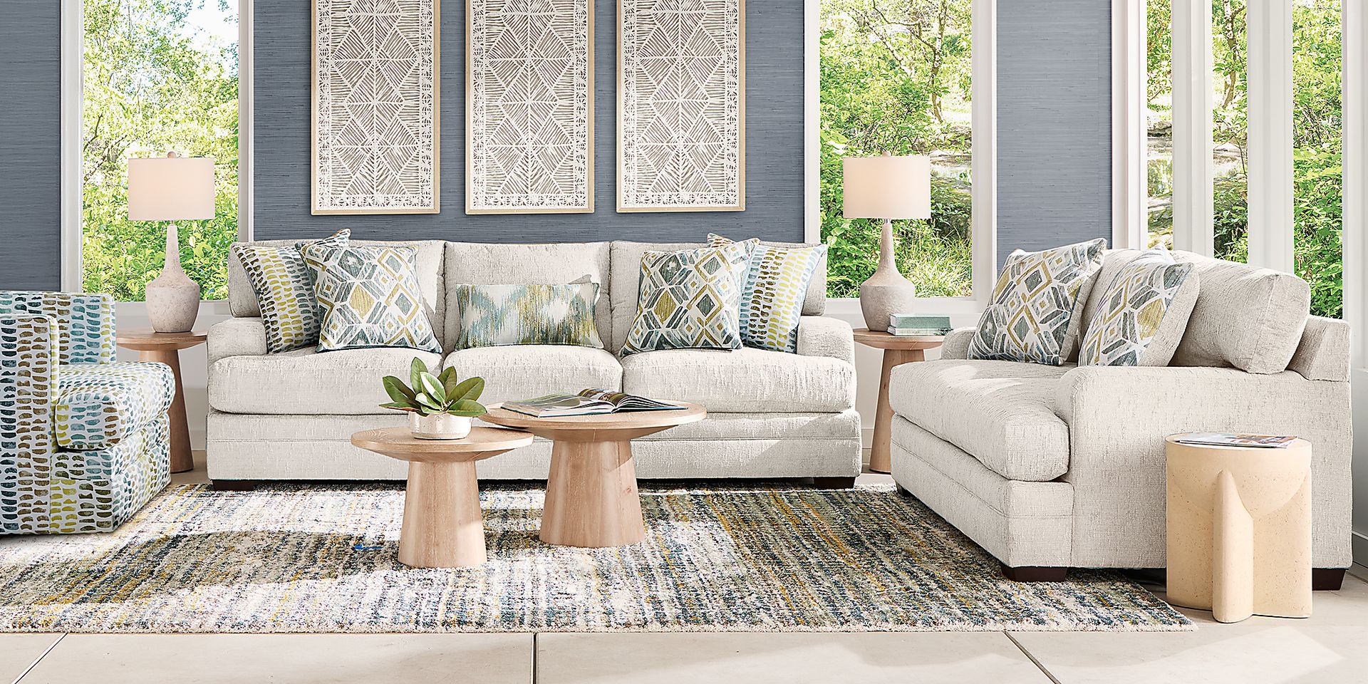 Charlton Park Ivory Loveseat - Image 2