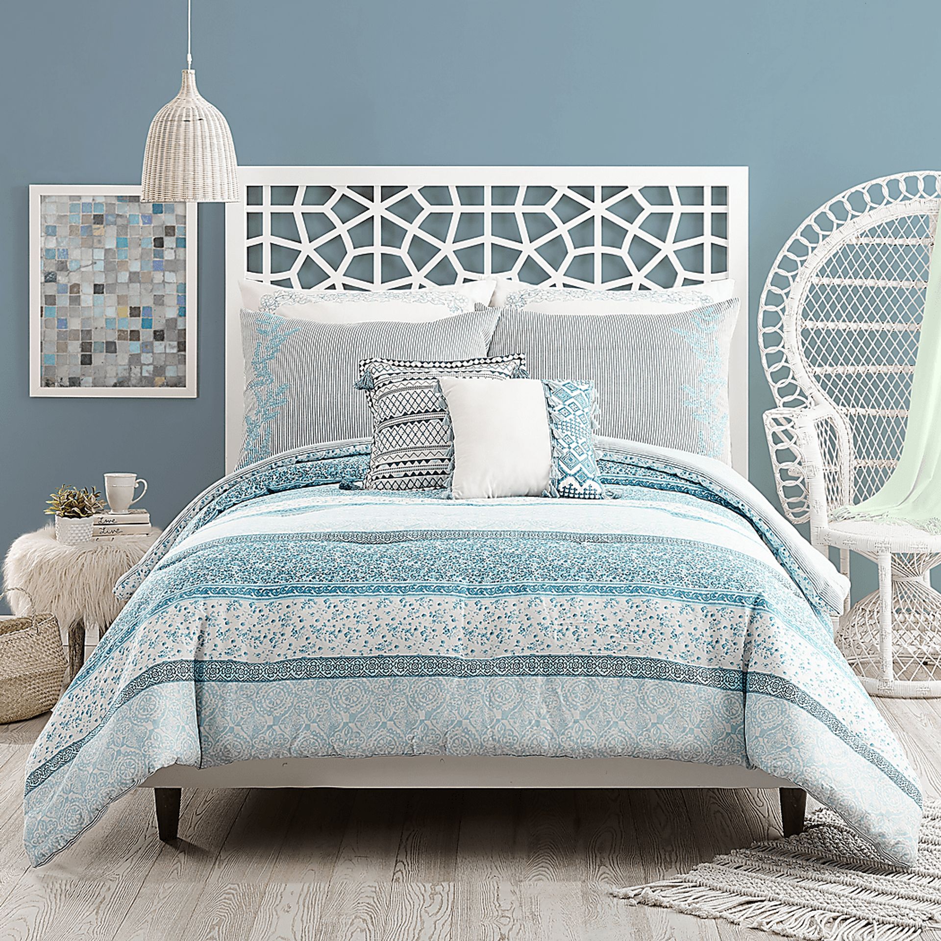 Charole Blue 3 Pc King Comforter Set - Image 1