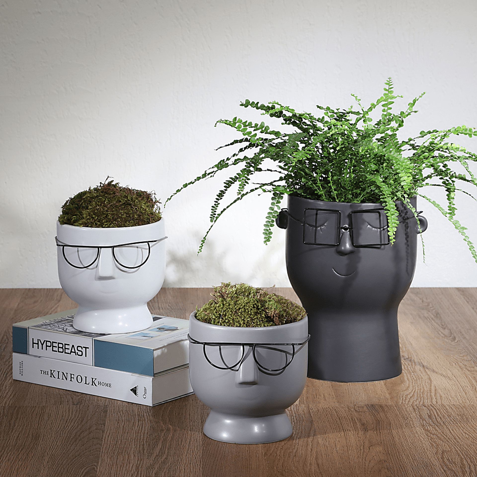 Charttes White Planter - Image 6
