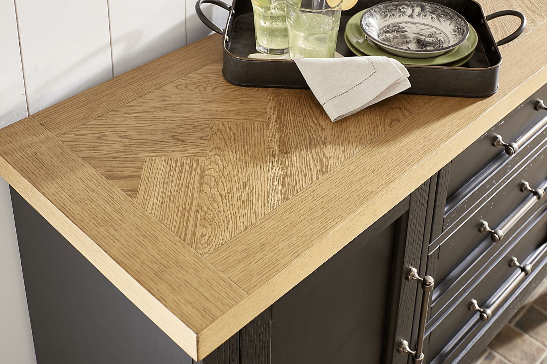 Chastain Park Black Server - Image 11