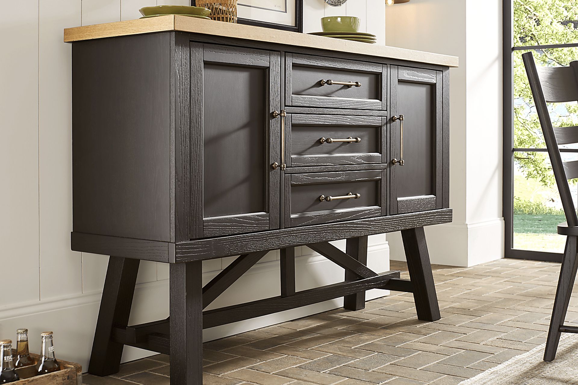 Chastain Park Black Server - Image 2