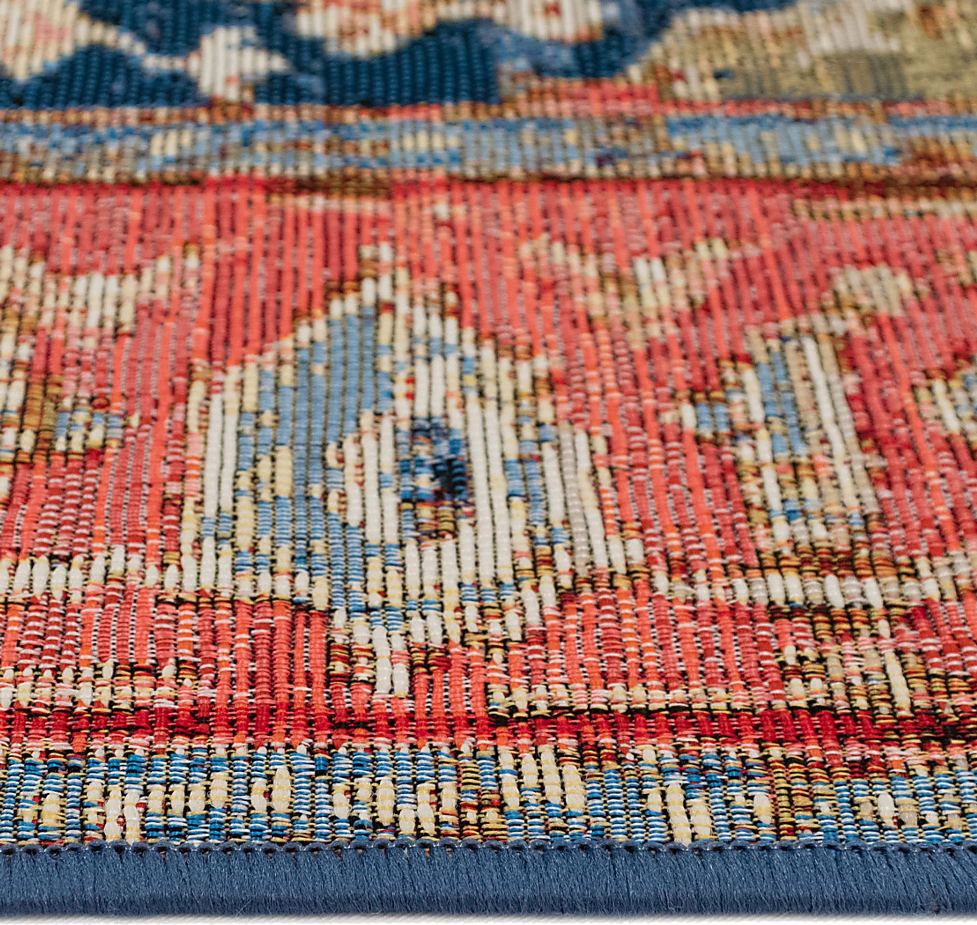 Chatmoss Red 4'10 x 7'6 Indoor/Outdoor Rug - Image 4