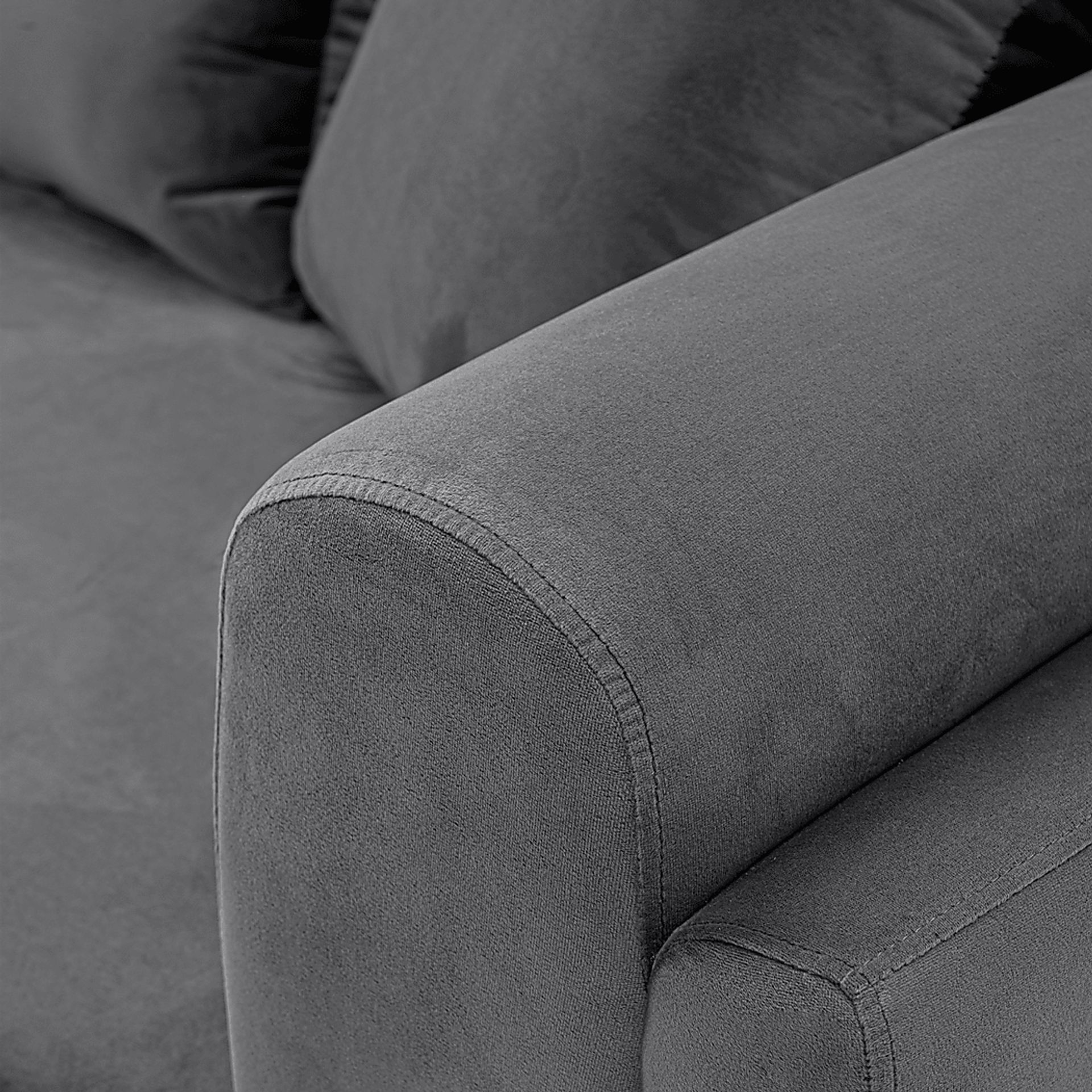 Chatterleigh Dark Gray Sofa - Image 9