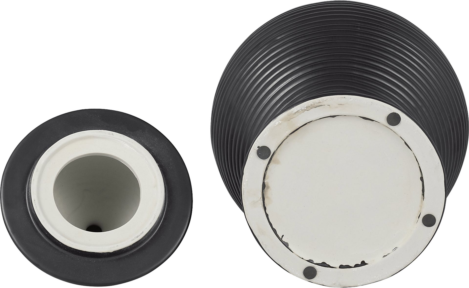 Chavelle Black 18 in. Jar - Image 3