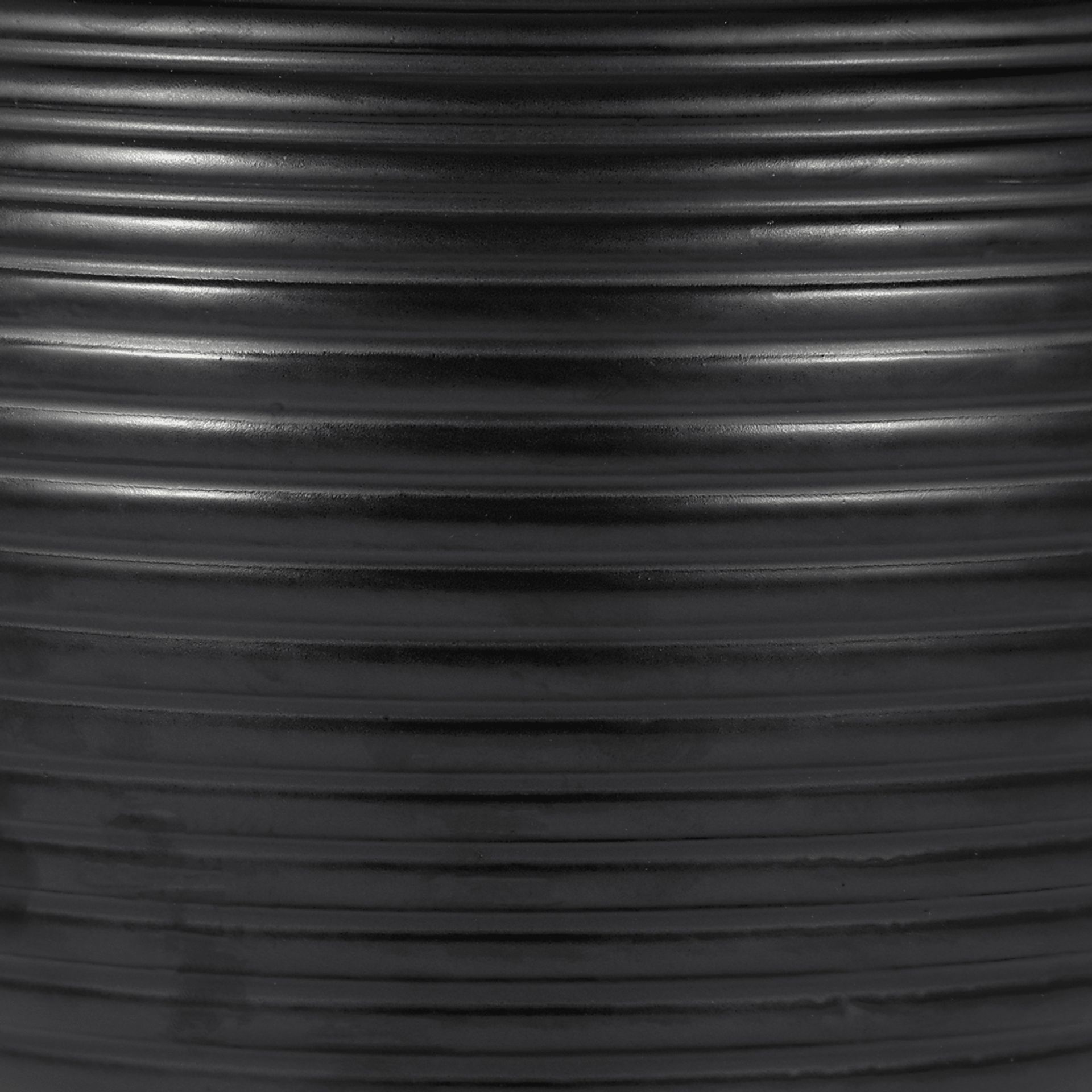 Chavelle Black 18 in. Jar - Image 6