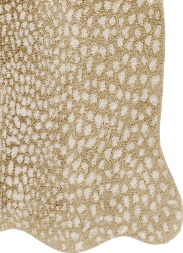 Chazin Beige 5'3 x 7'10 Rug - Thumbnail - Image 3