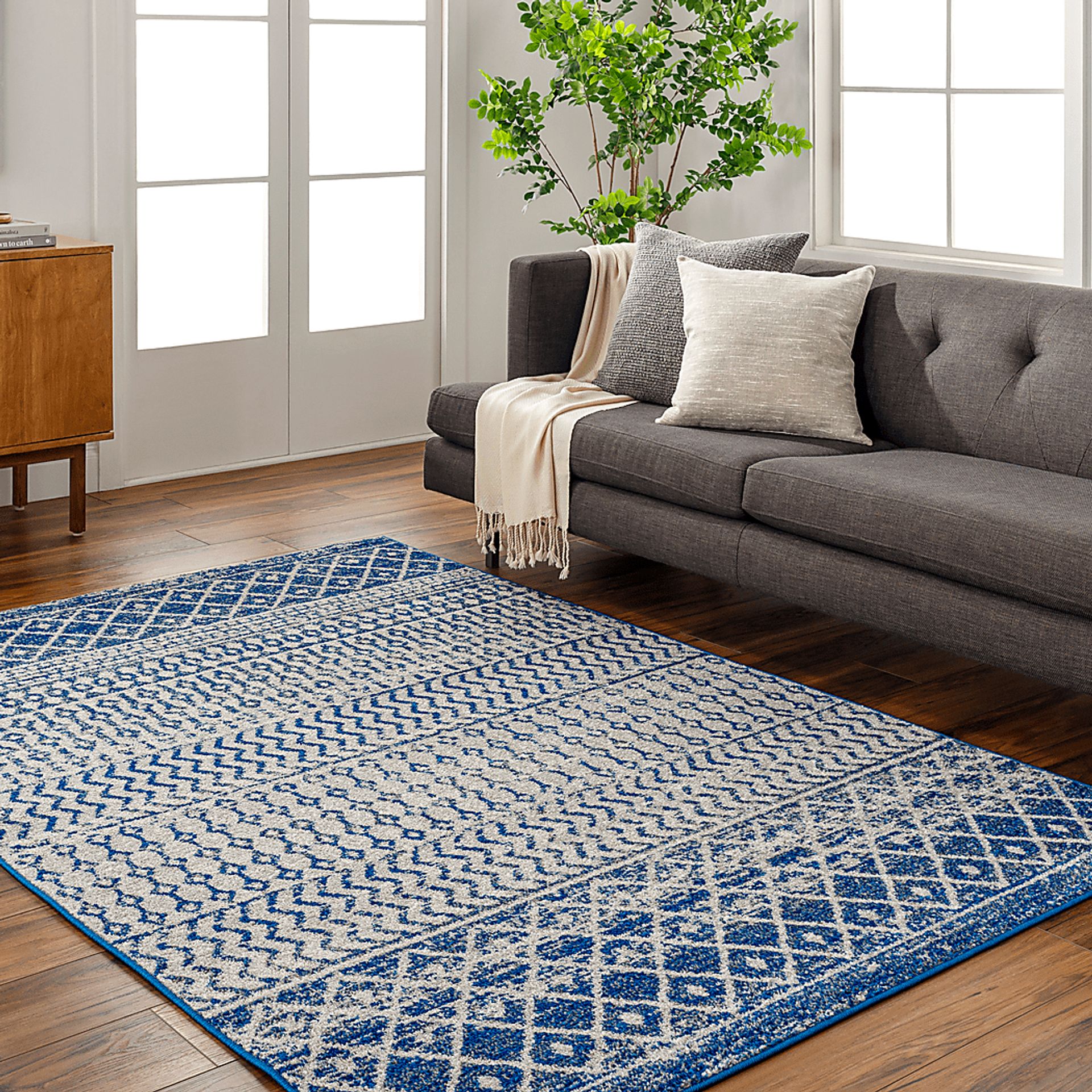 Chelsina I Blue 5'3 x 7'6 Rug - Image 2