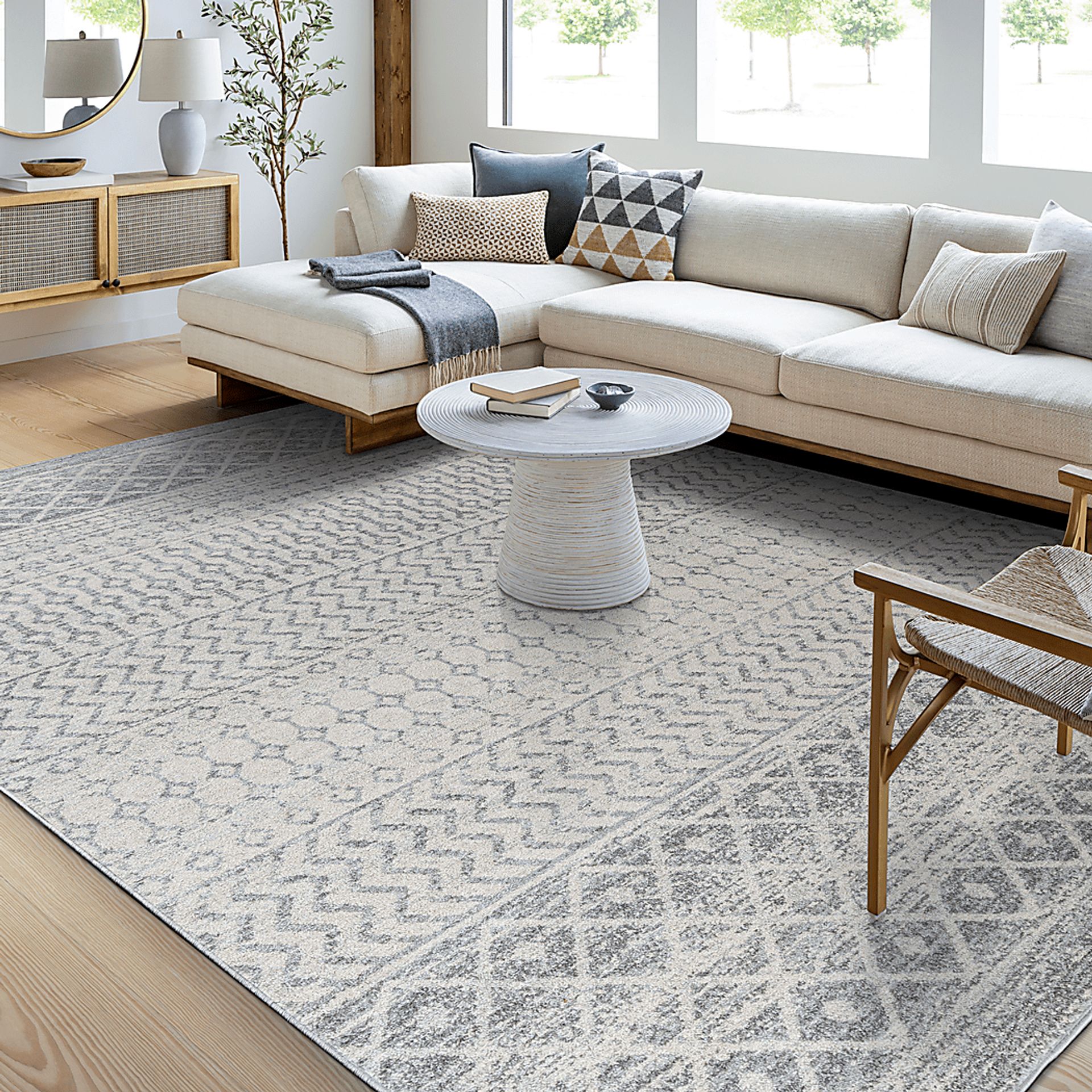 Chelsina I Light Gray 3' x 5' Rug - Image 4