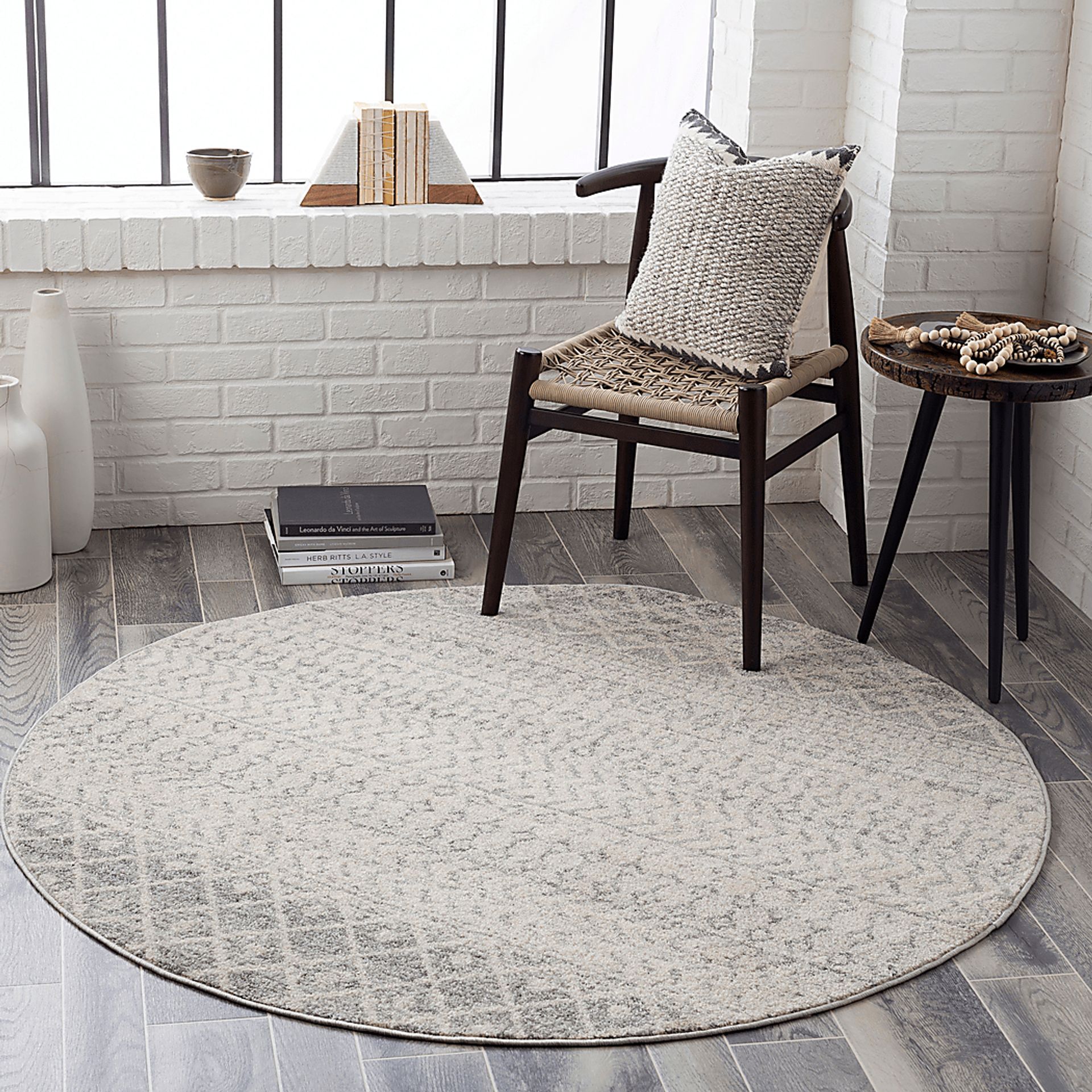 Chelsina I Light Gray 4' Round Rug - Image 2