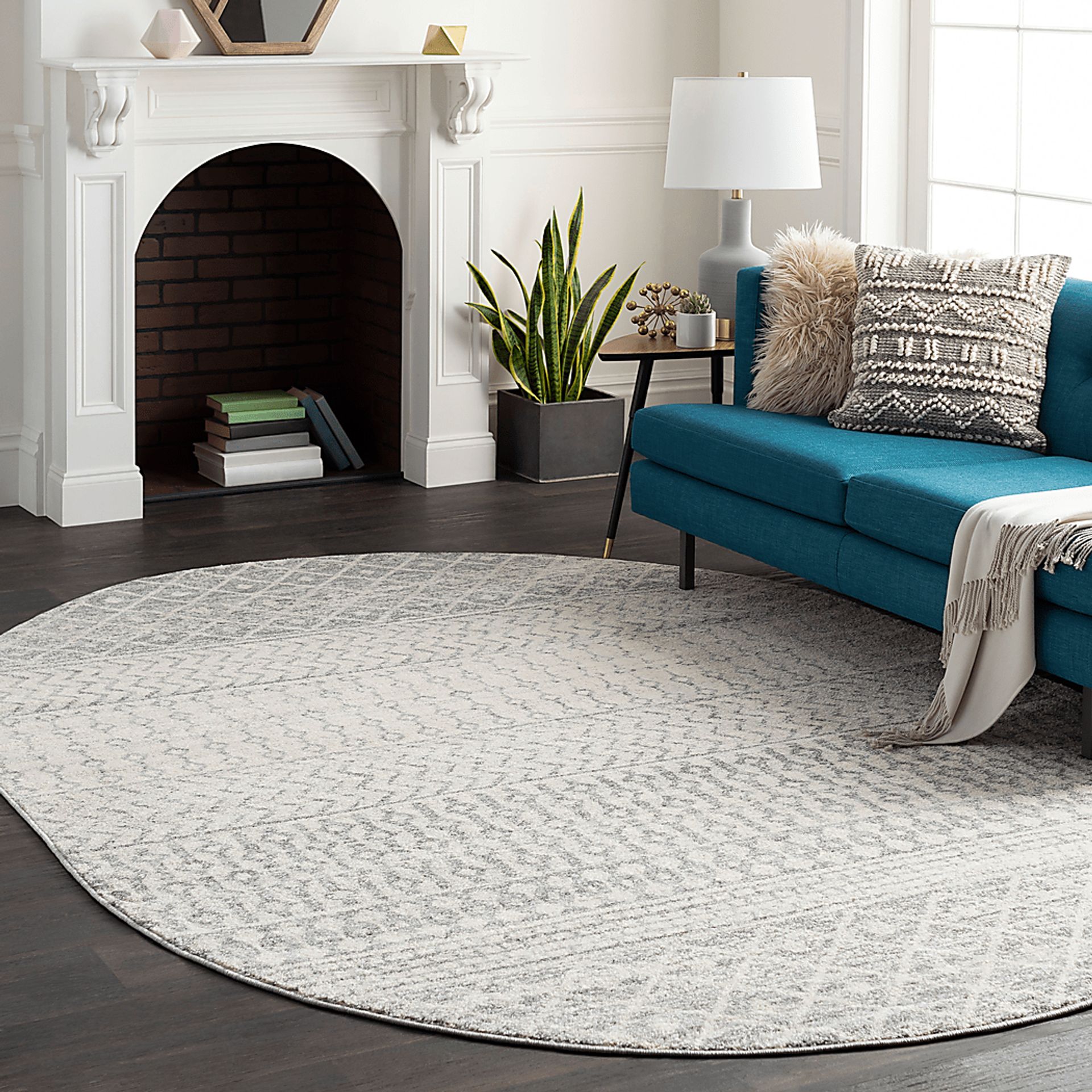 Chelsina I Light Gray 6'7 x 9' Oval Rug - Image 2