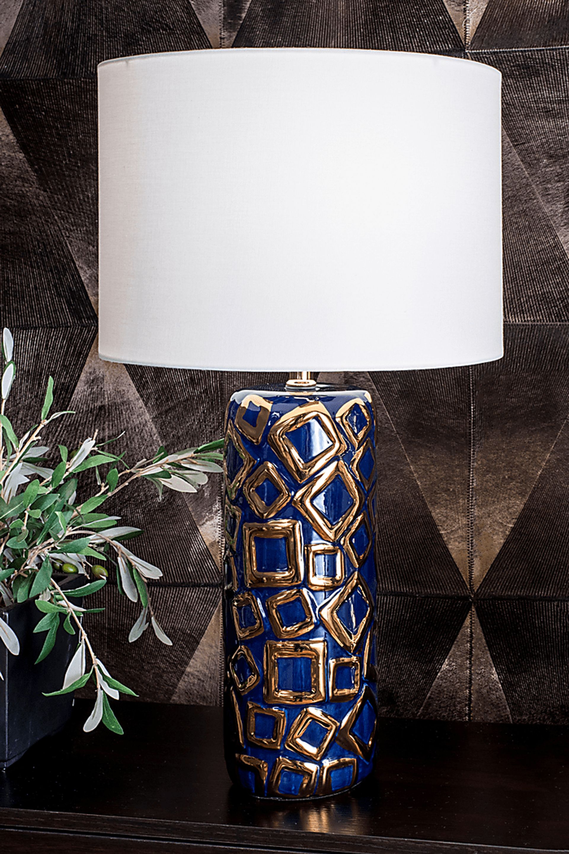Chentelle Blue Lamp - Image 2