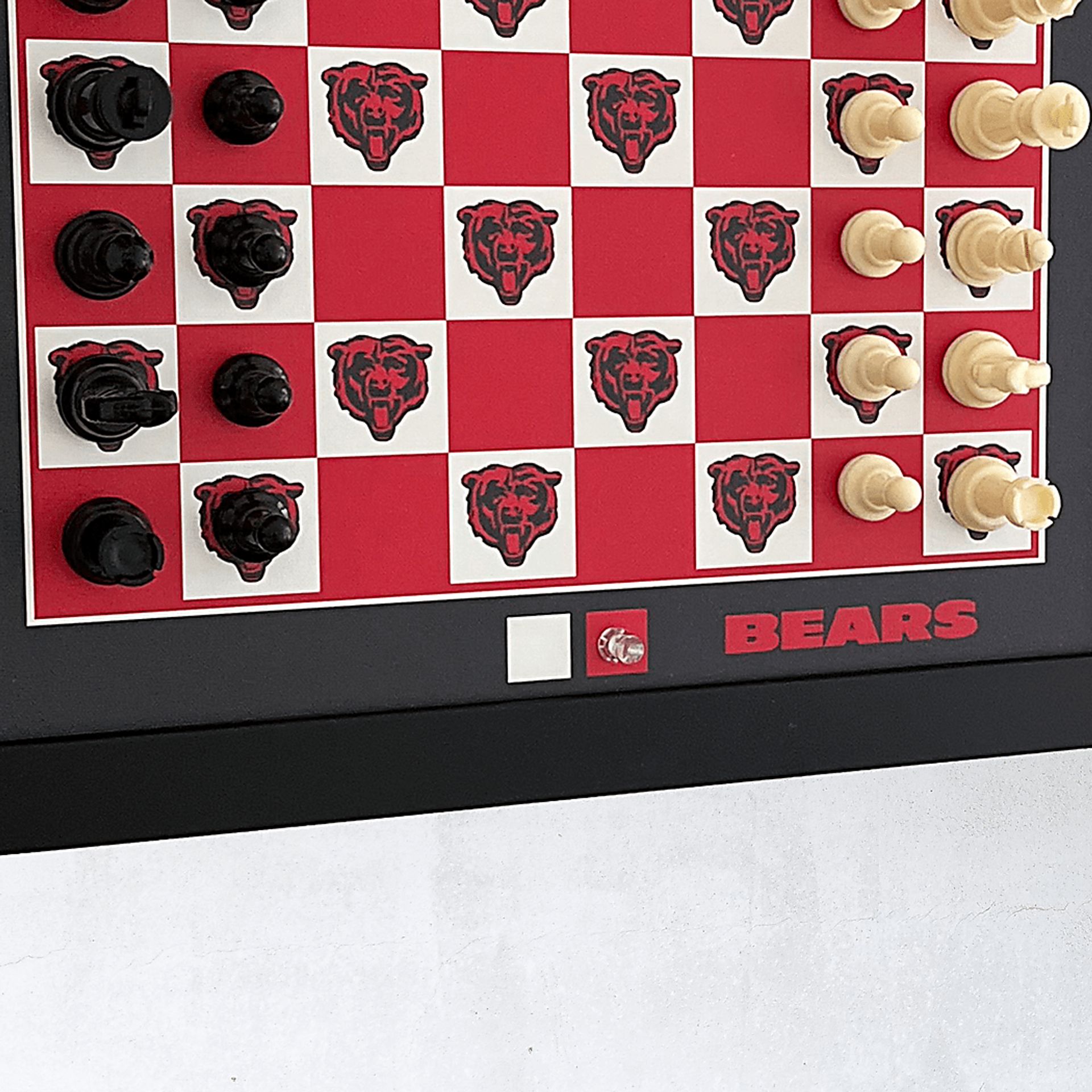Chicago Bears Wall Chess Set - Image 4