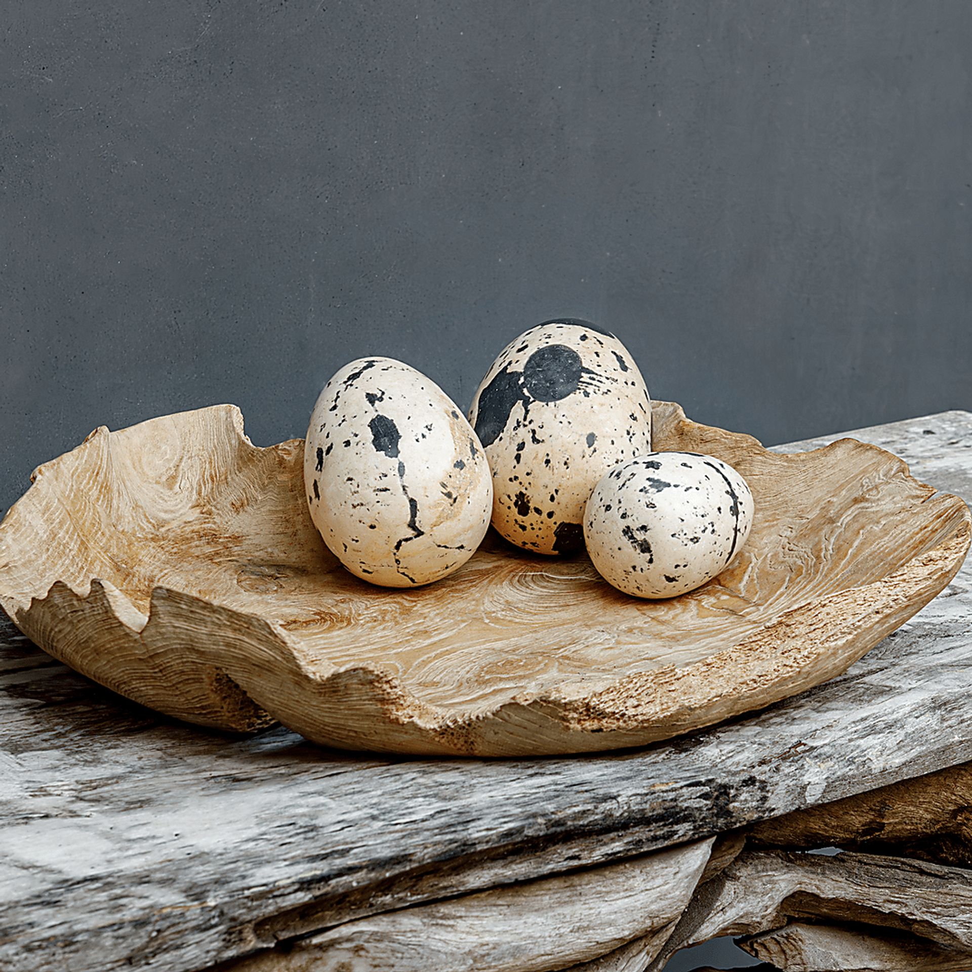 Chicka White Outdoor Sculpture, Set of 3 - Image 4